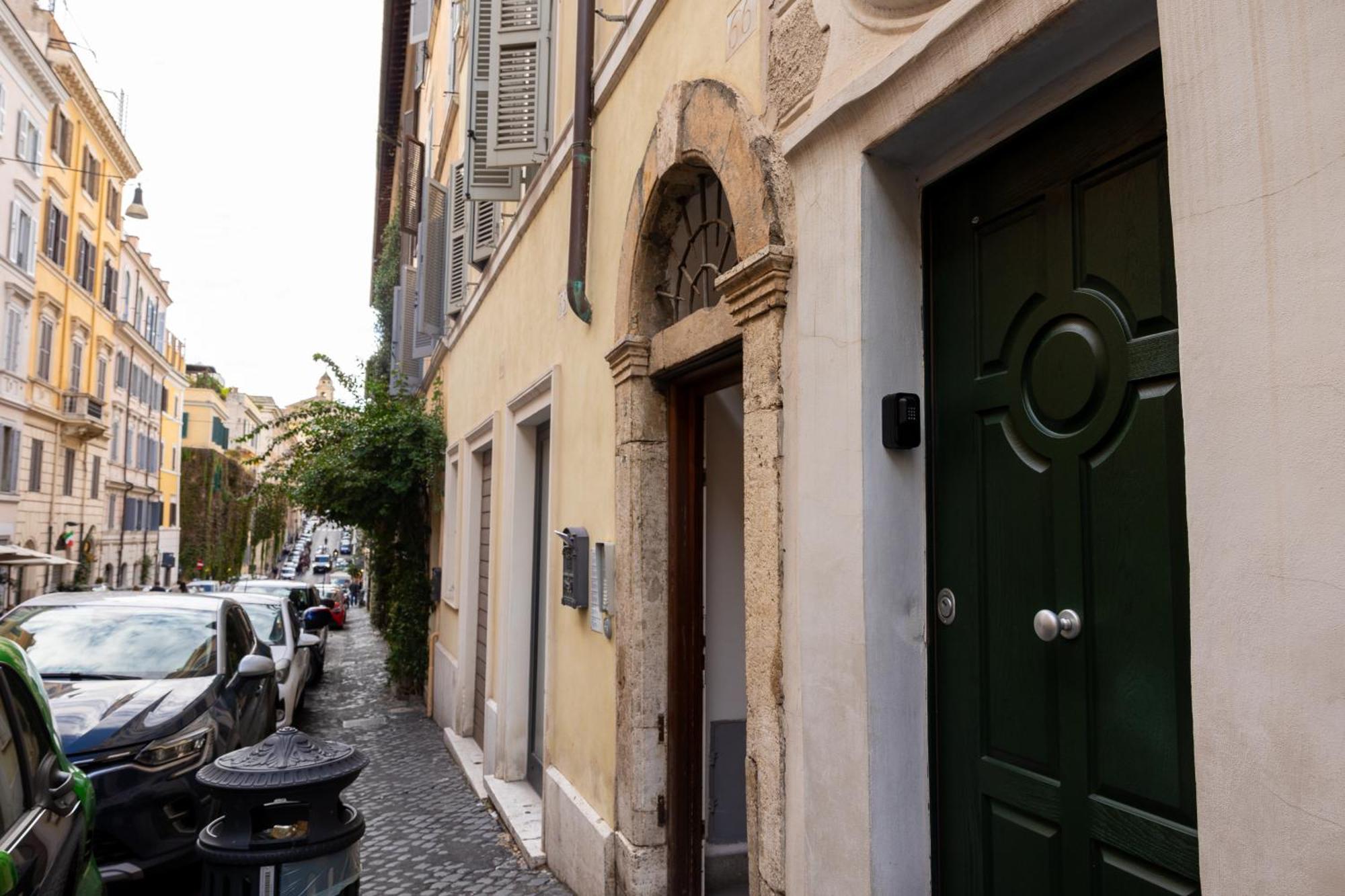 Domus Lxvii Monti * Rome