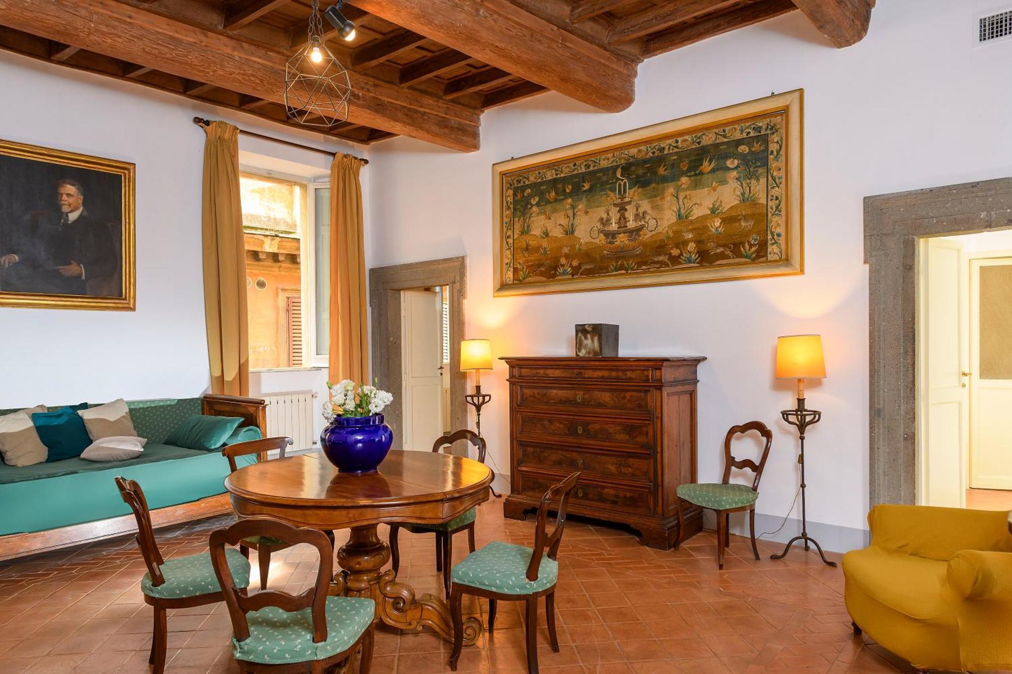 Cartari Deluxe Rome