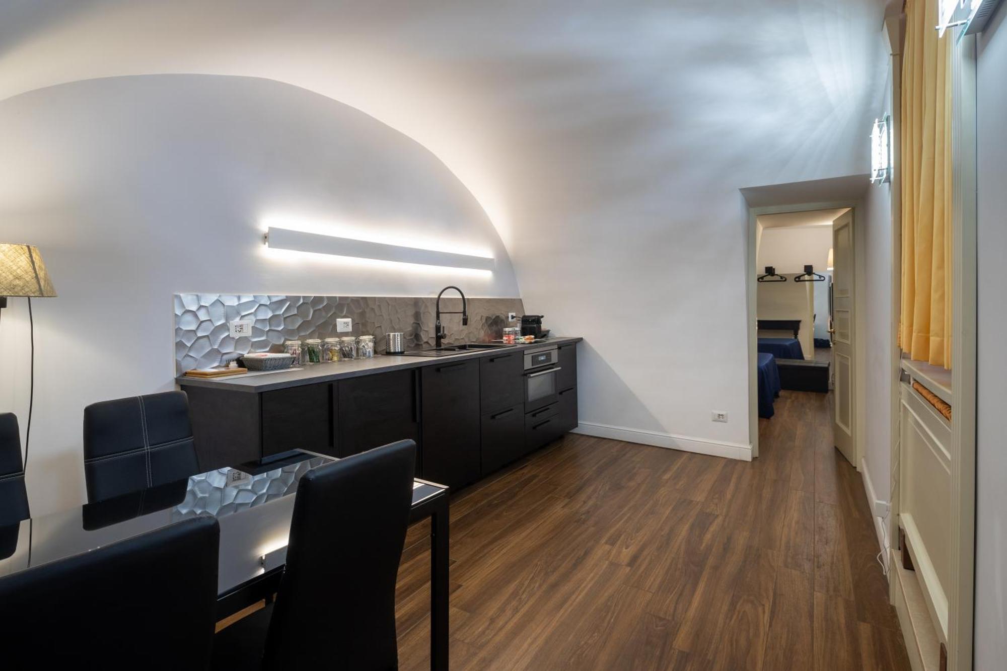 Le Piccole Lune Di Monti Apartment