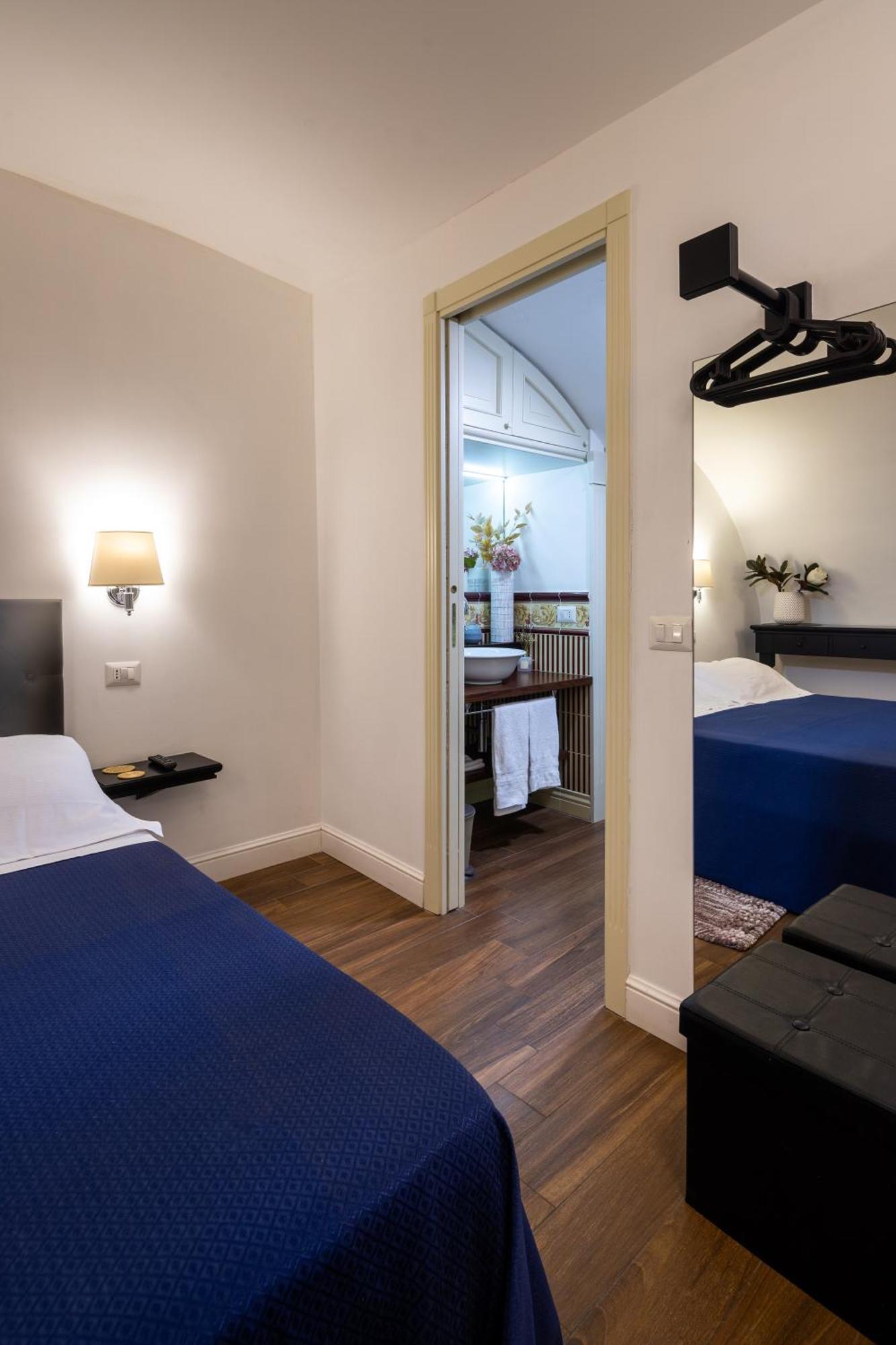 Apartment Le Piccole Lune Di Monti Rome