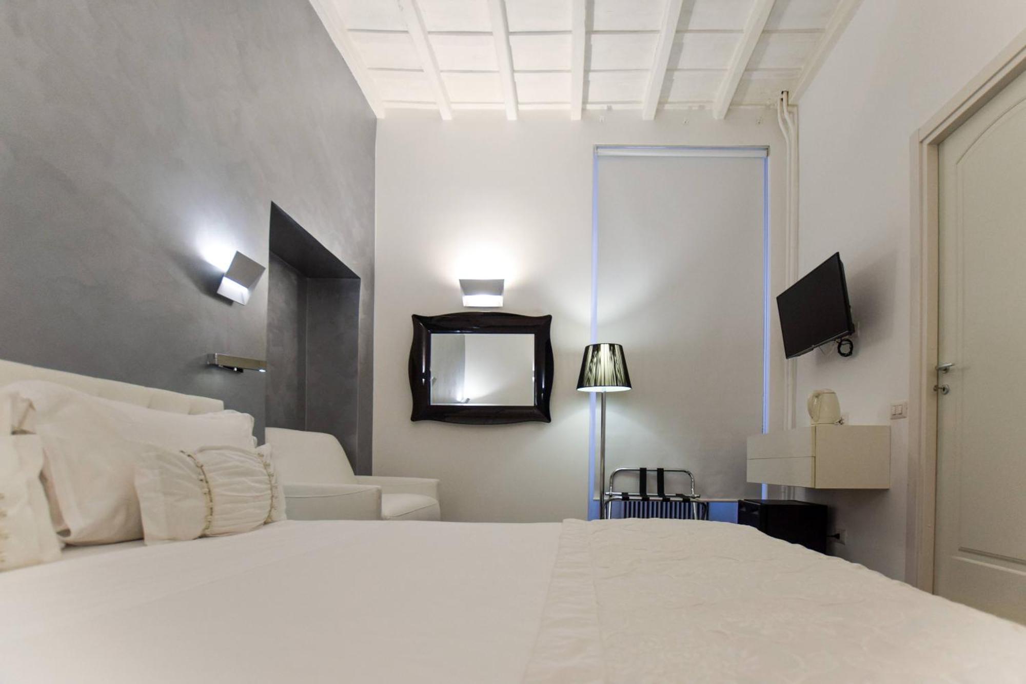 Navona Secret Guest house Rome