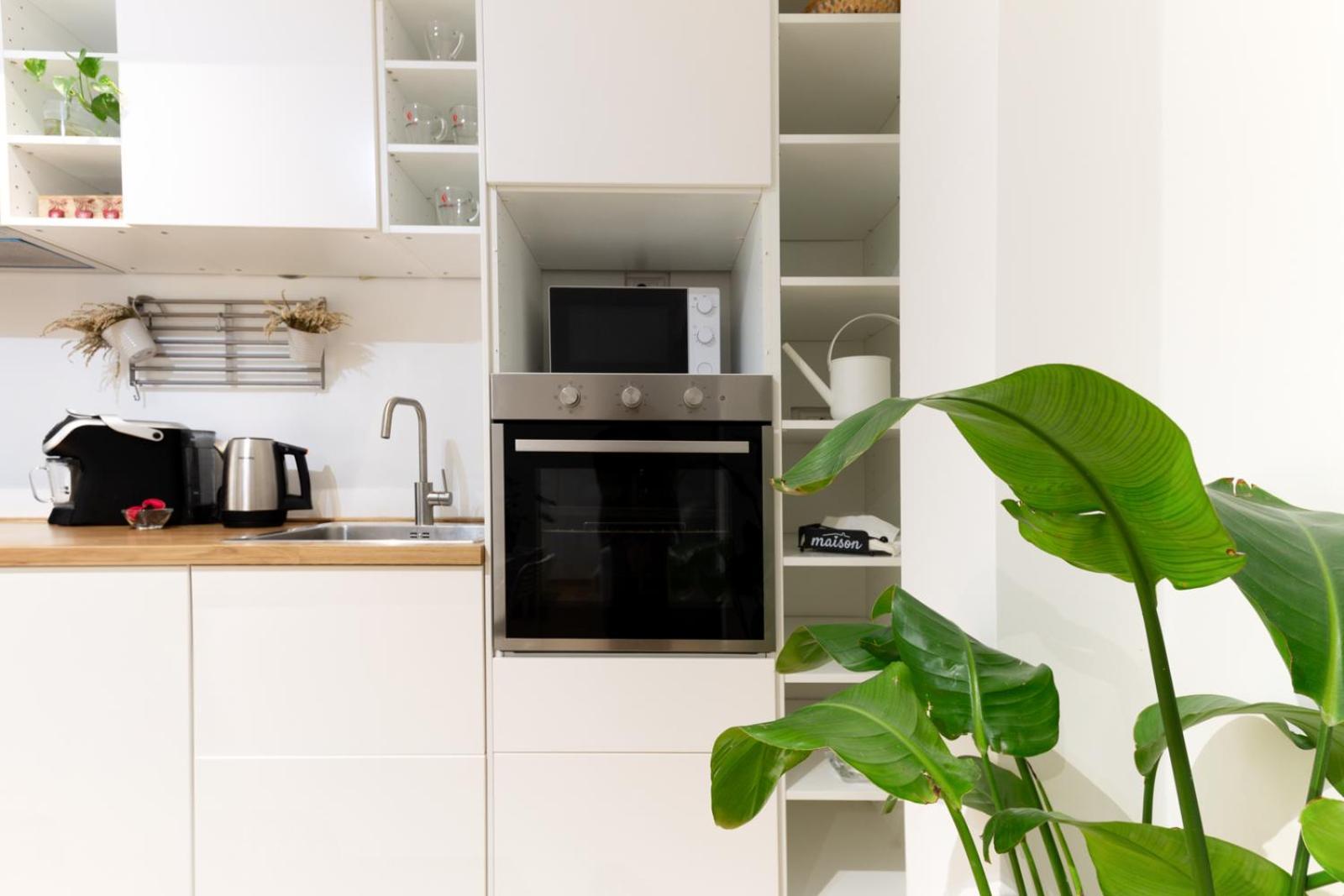 Cozy Vatican Apartment