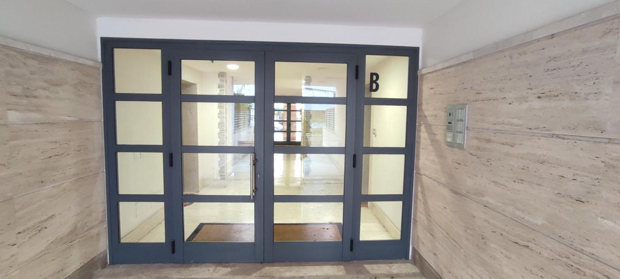 Apartment Eur Laurentina Luminoso Fino A 5 Ospiti