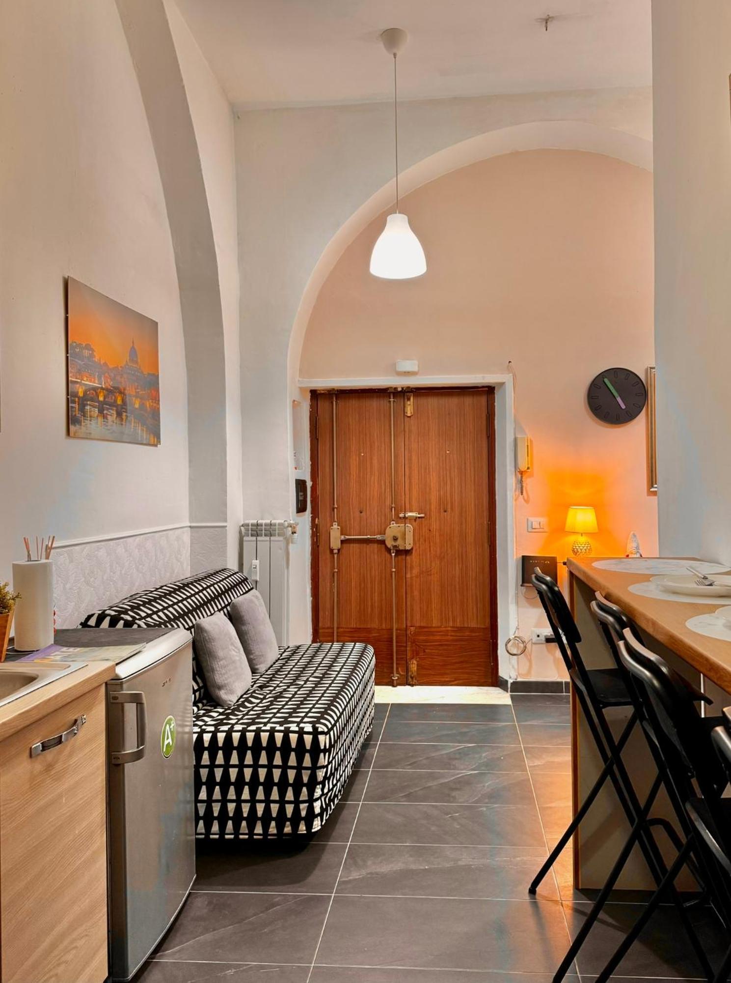 Amp Vatican House * Rome