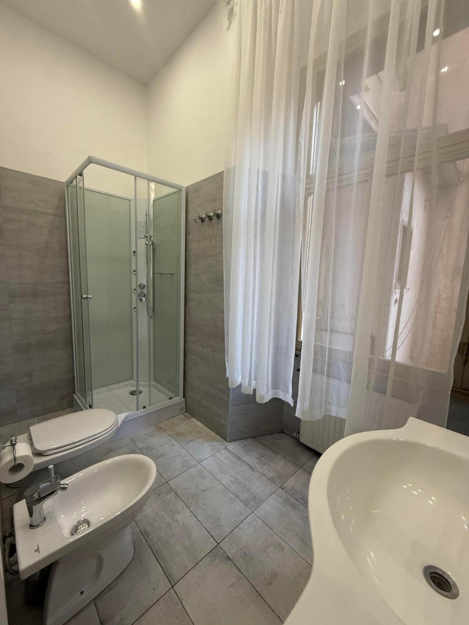 Frale In Apartment Rome