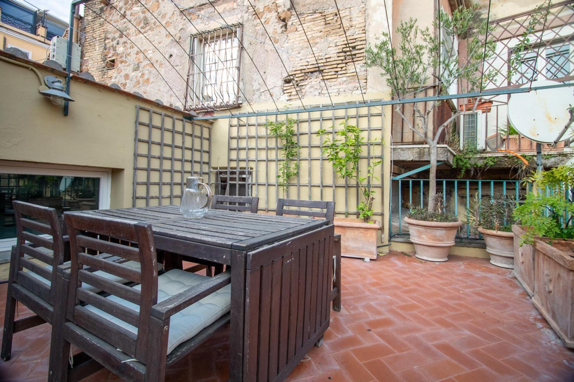 Apartment Attico Minerva Con Due Terrazze Rome