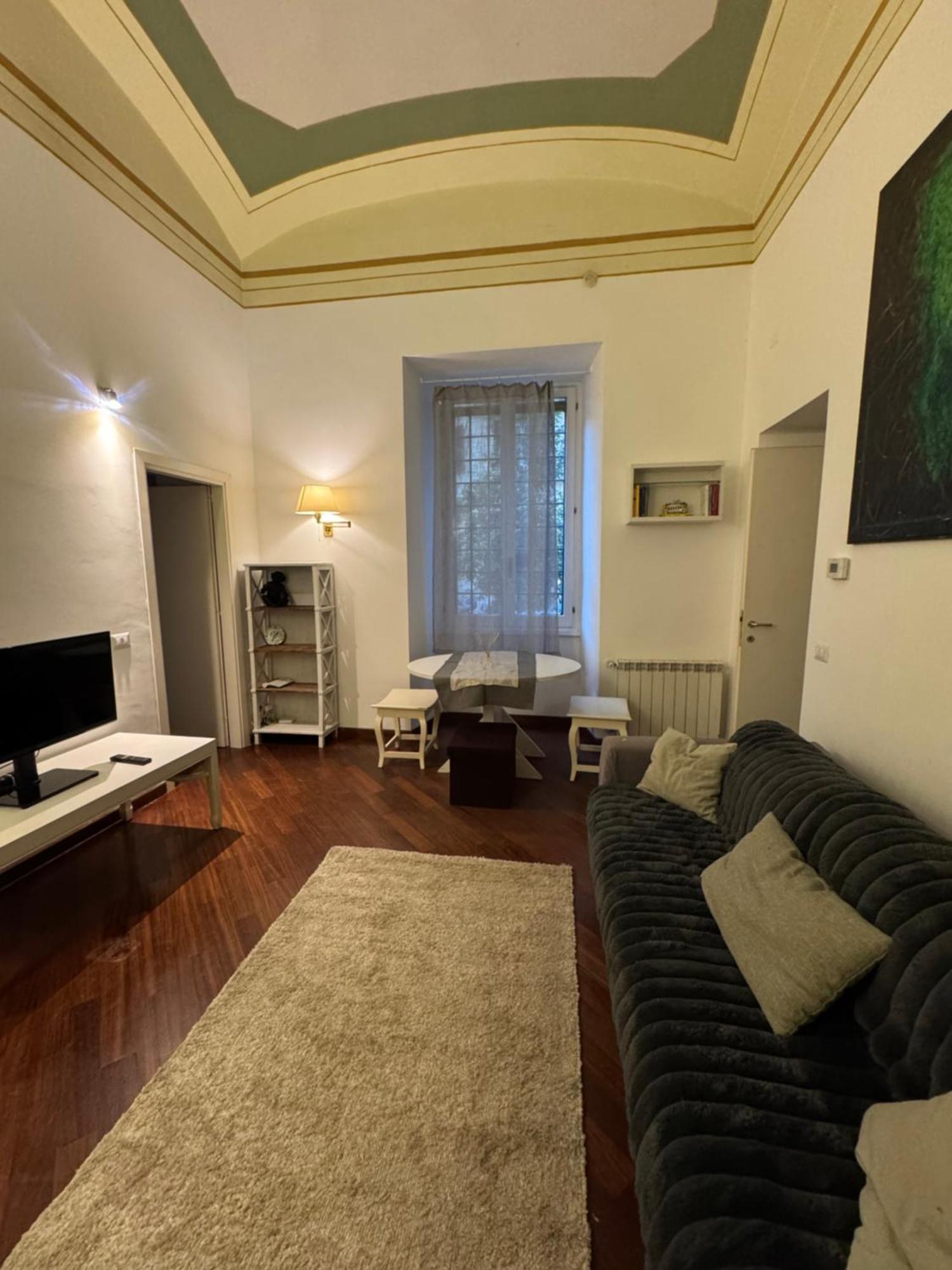 Apartment Cozy Near Colosseum Rome