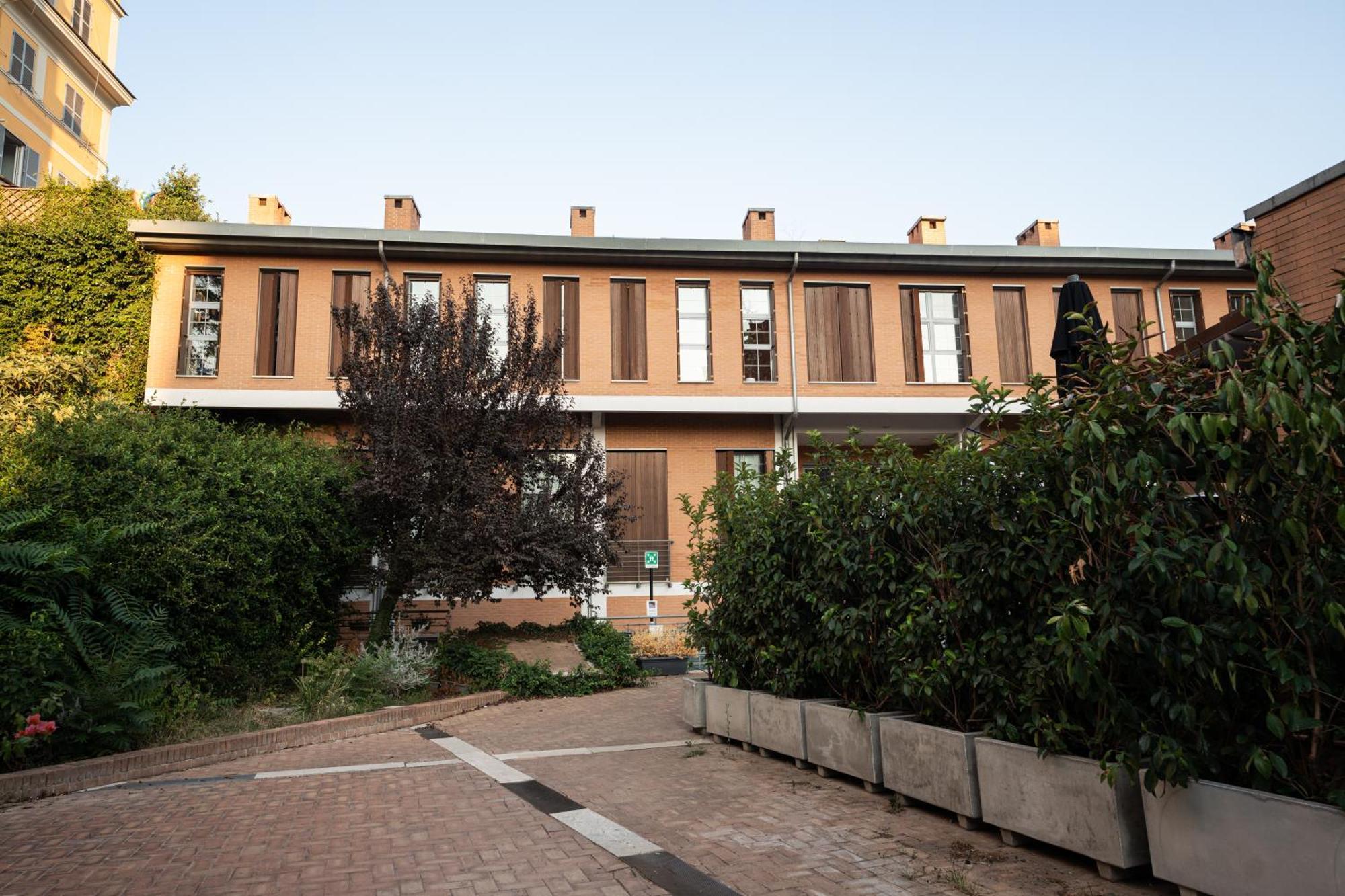 Vacanze Romane Apartment *