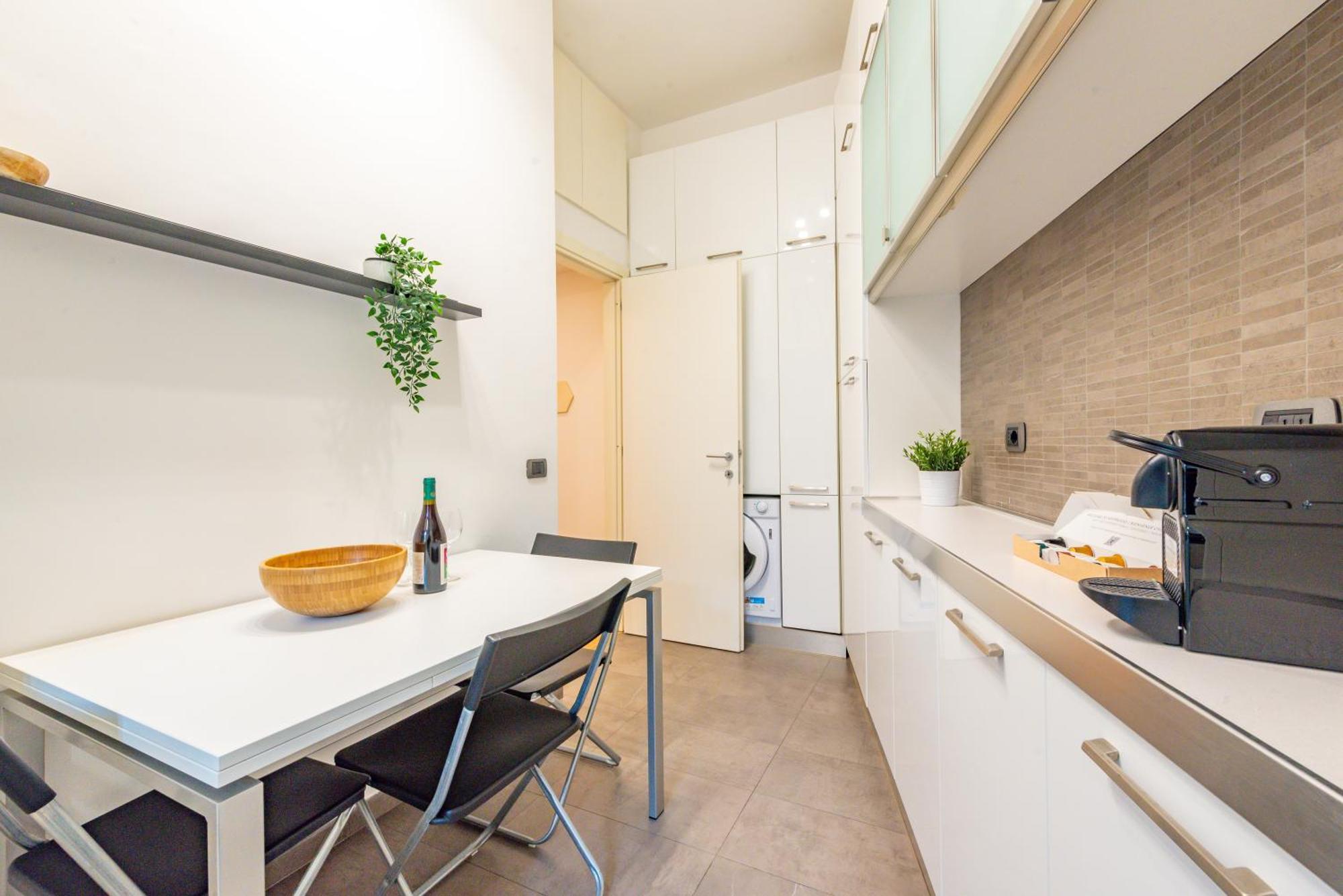 Gabi Spacious Design Rome