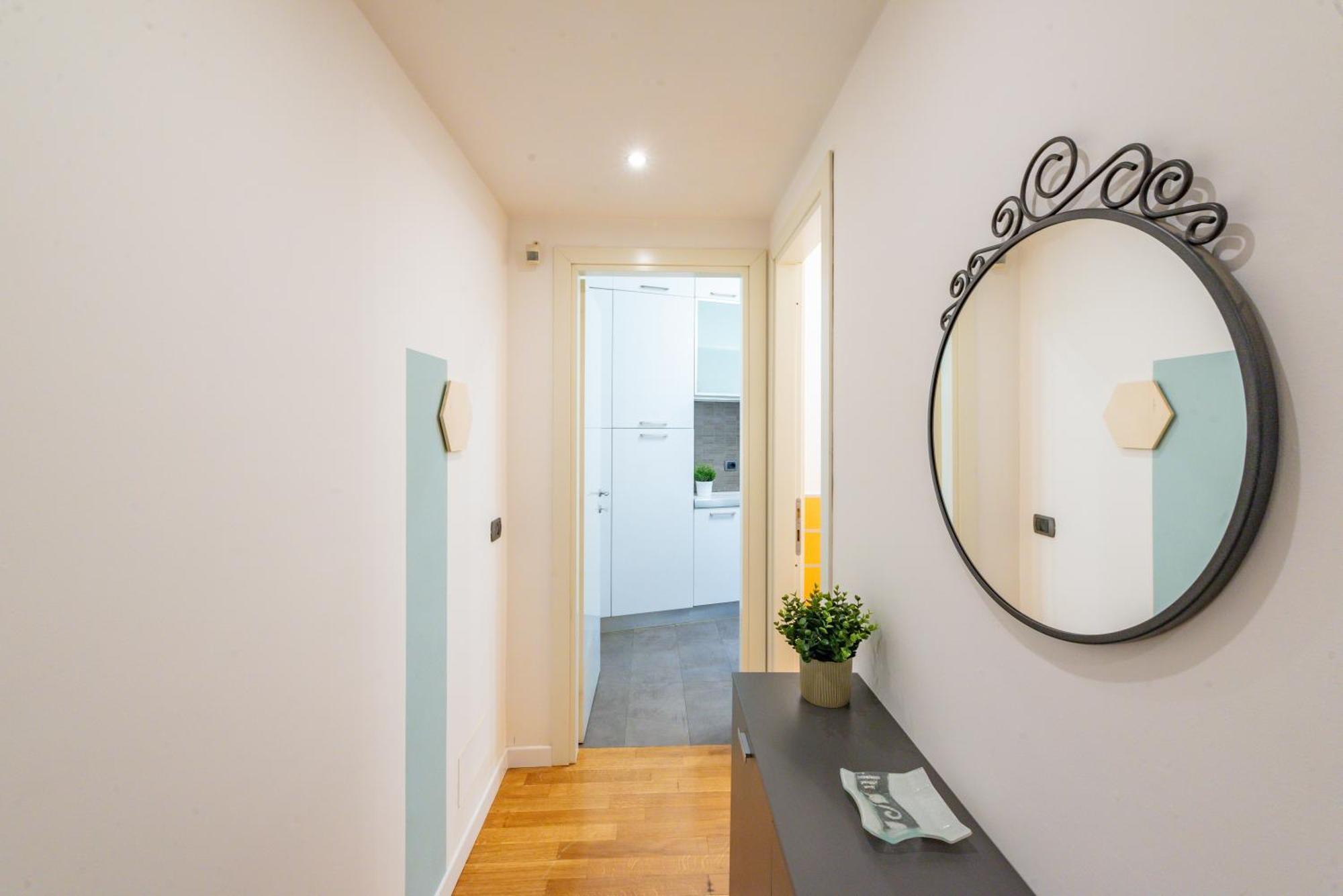 Apartment Gabi Spacious Design Rome