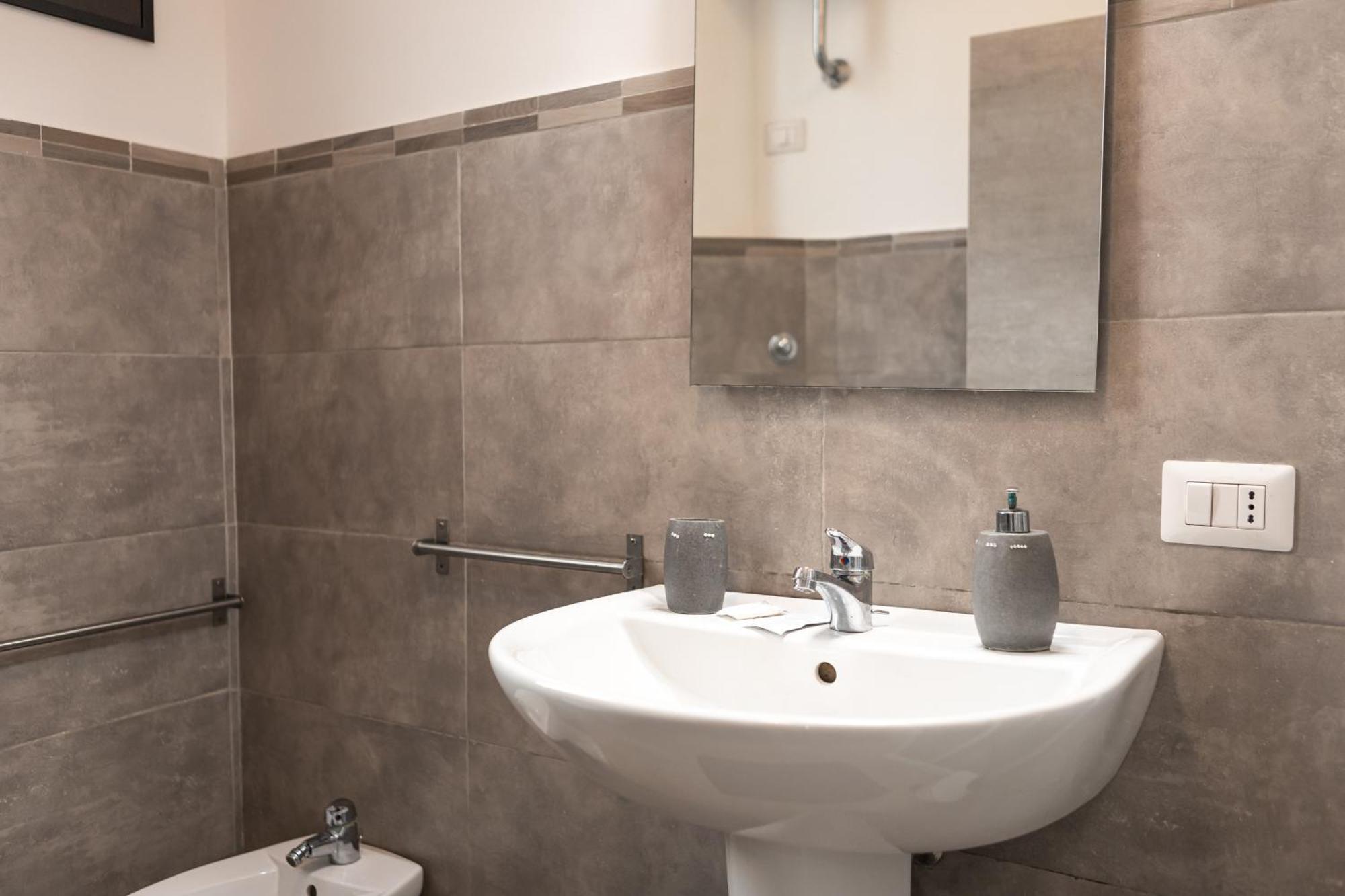 Apartment Open House - Esclusivo A Pochi Passi Dalla Metro Rome