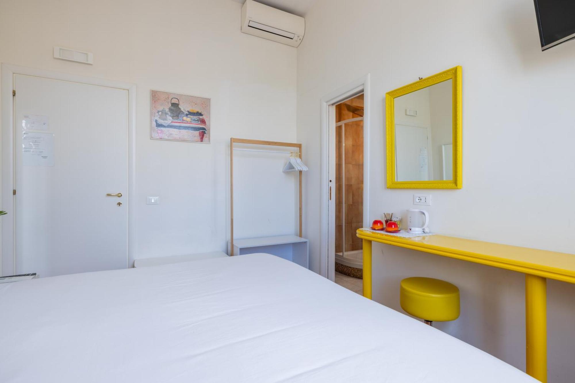 Superior Relais Fcollection Temple View Guest house