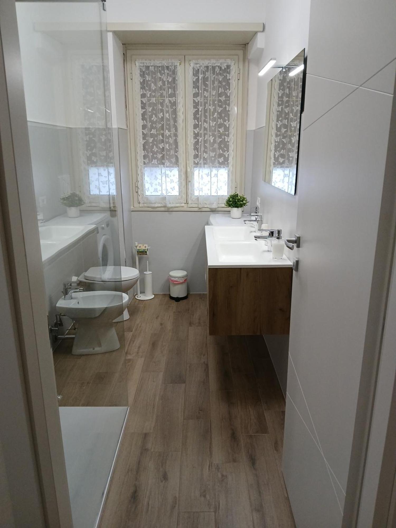 Giuliana Apartment