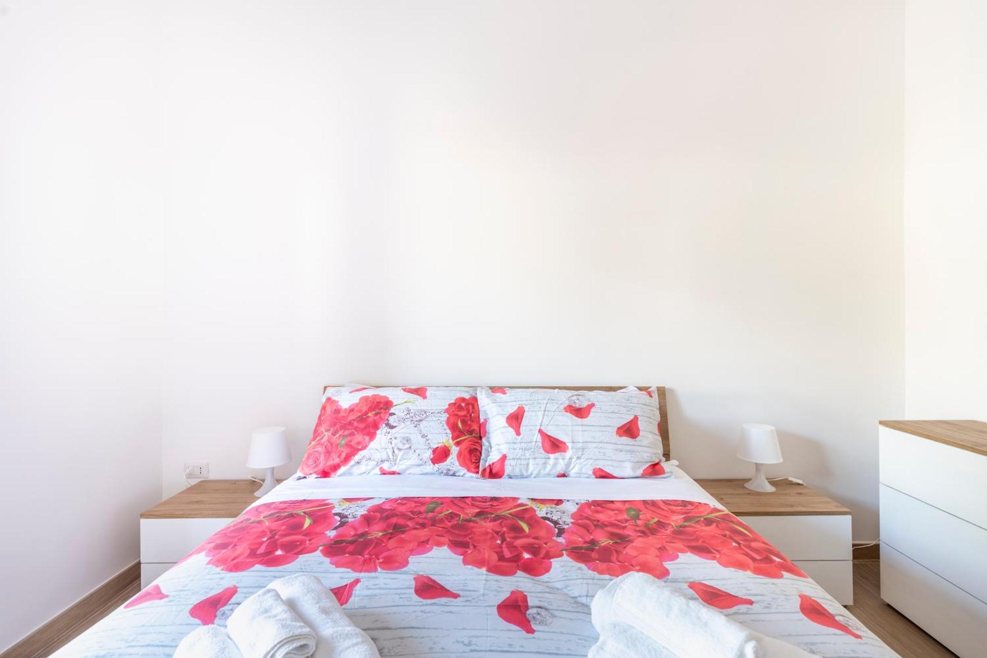 Apartment Parco Degli Acquedotti 2bedroom Rome