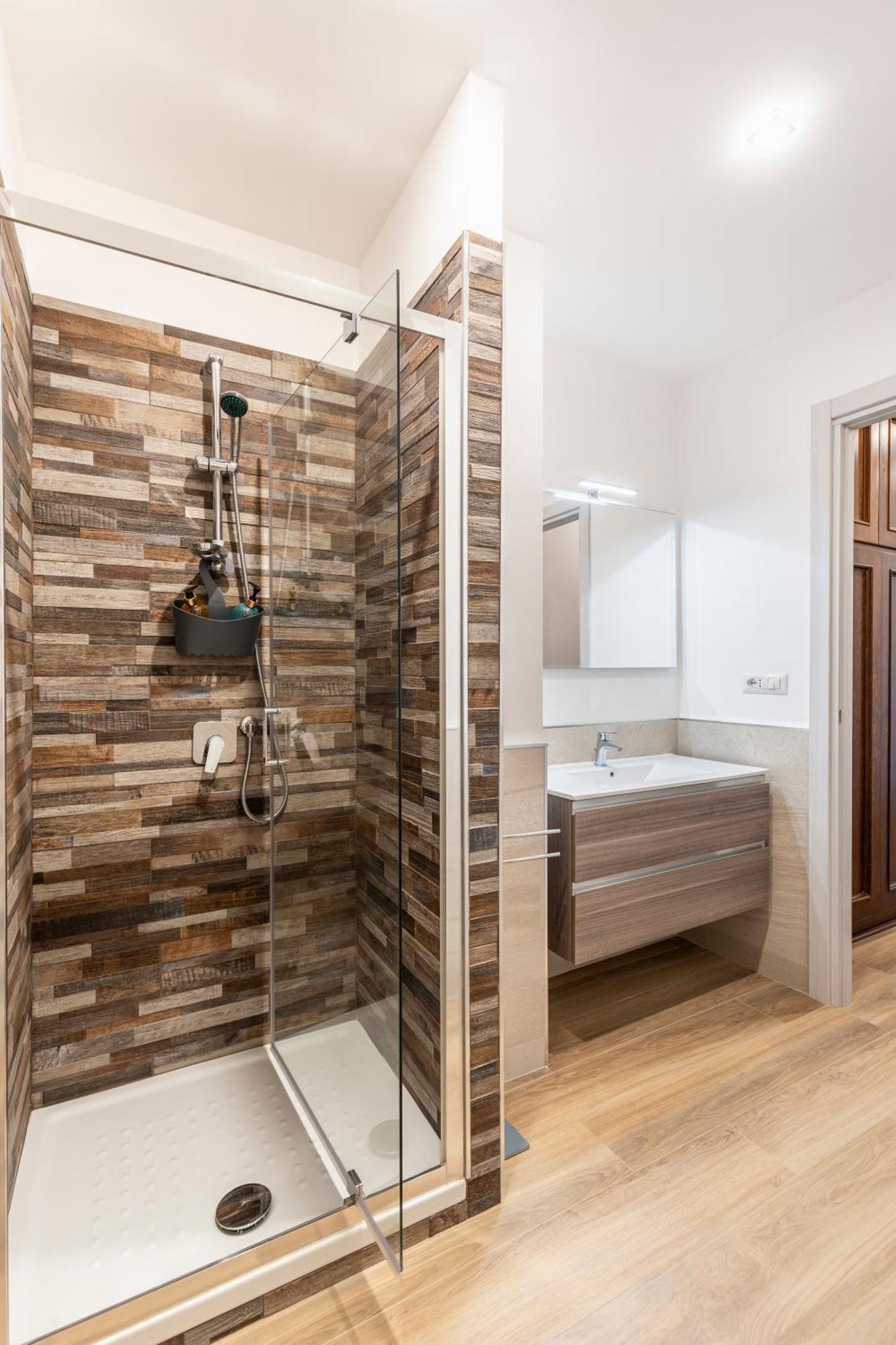 Parco Degli Acquedotti 2bedroom *