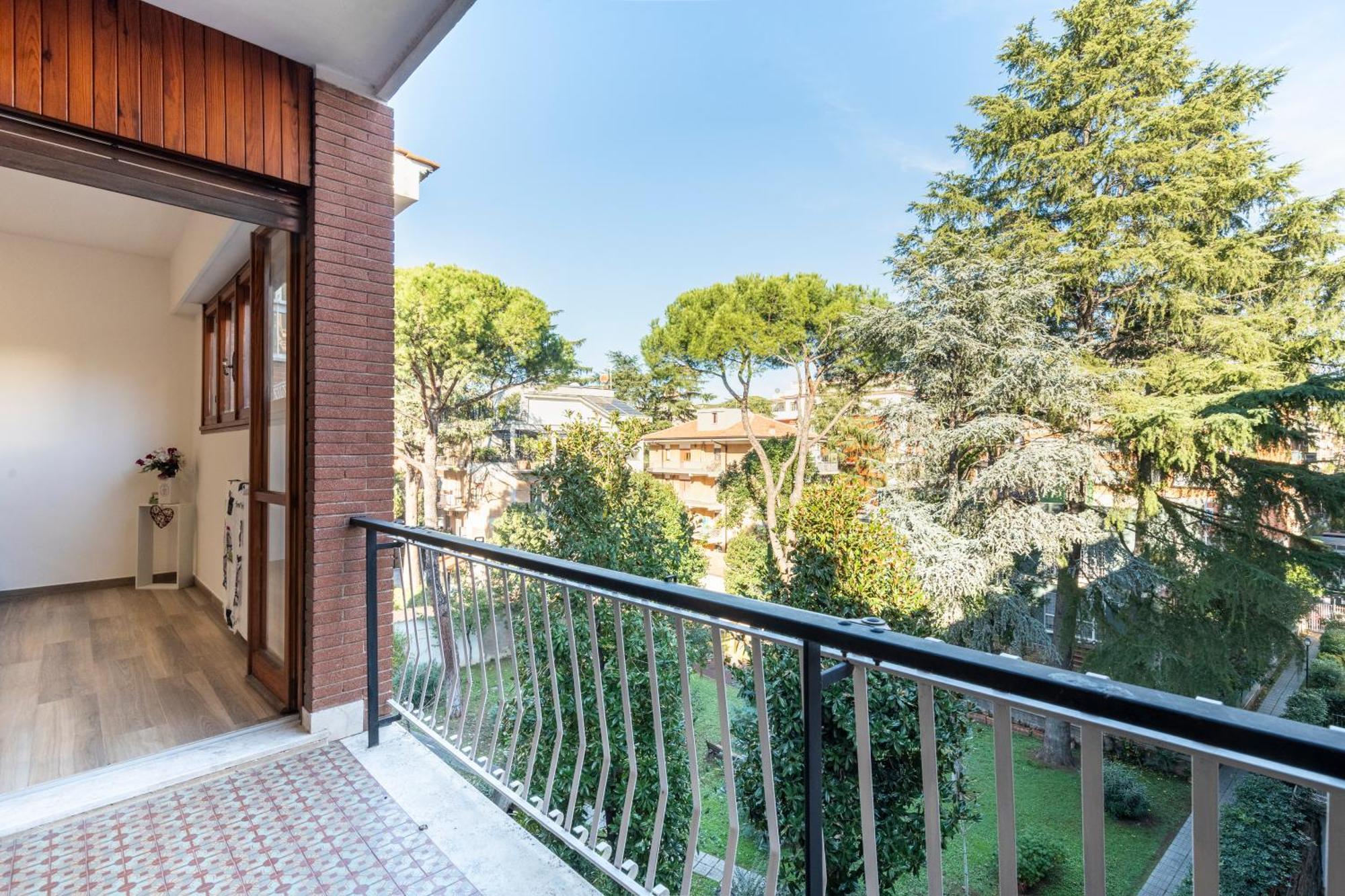 Parco Degli Acquedotti 2bedroom Apartment Rome