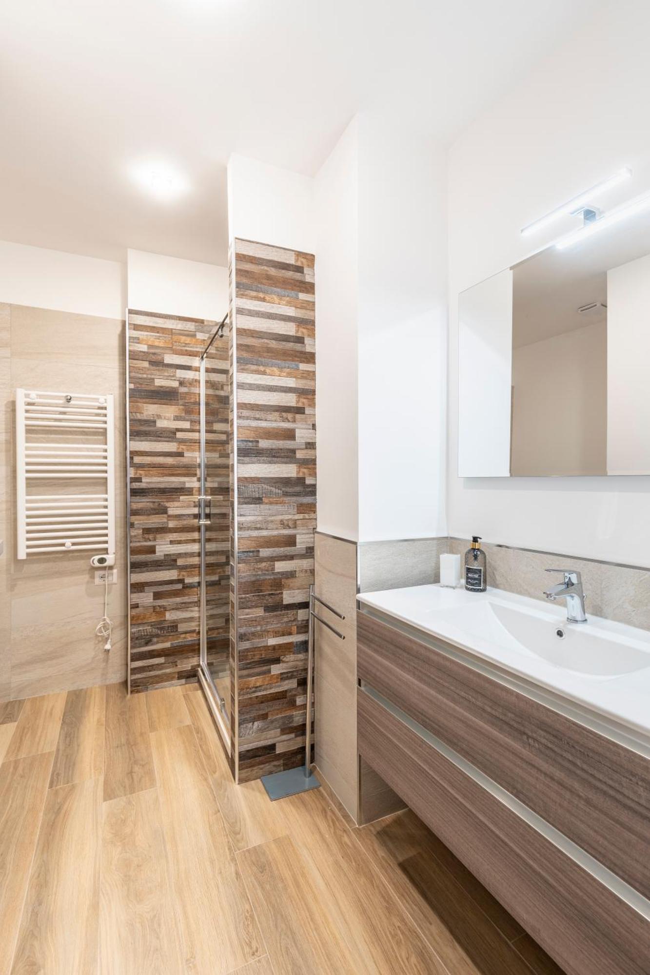 Parco Degli Acquedotti 2bedroom Apartment