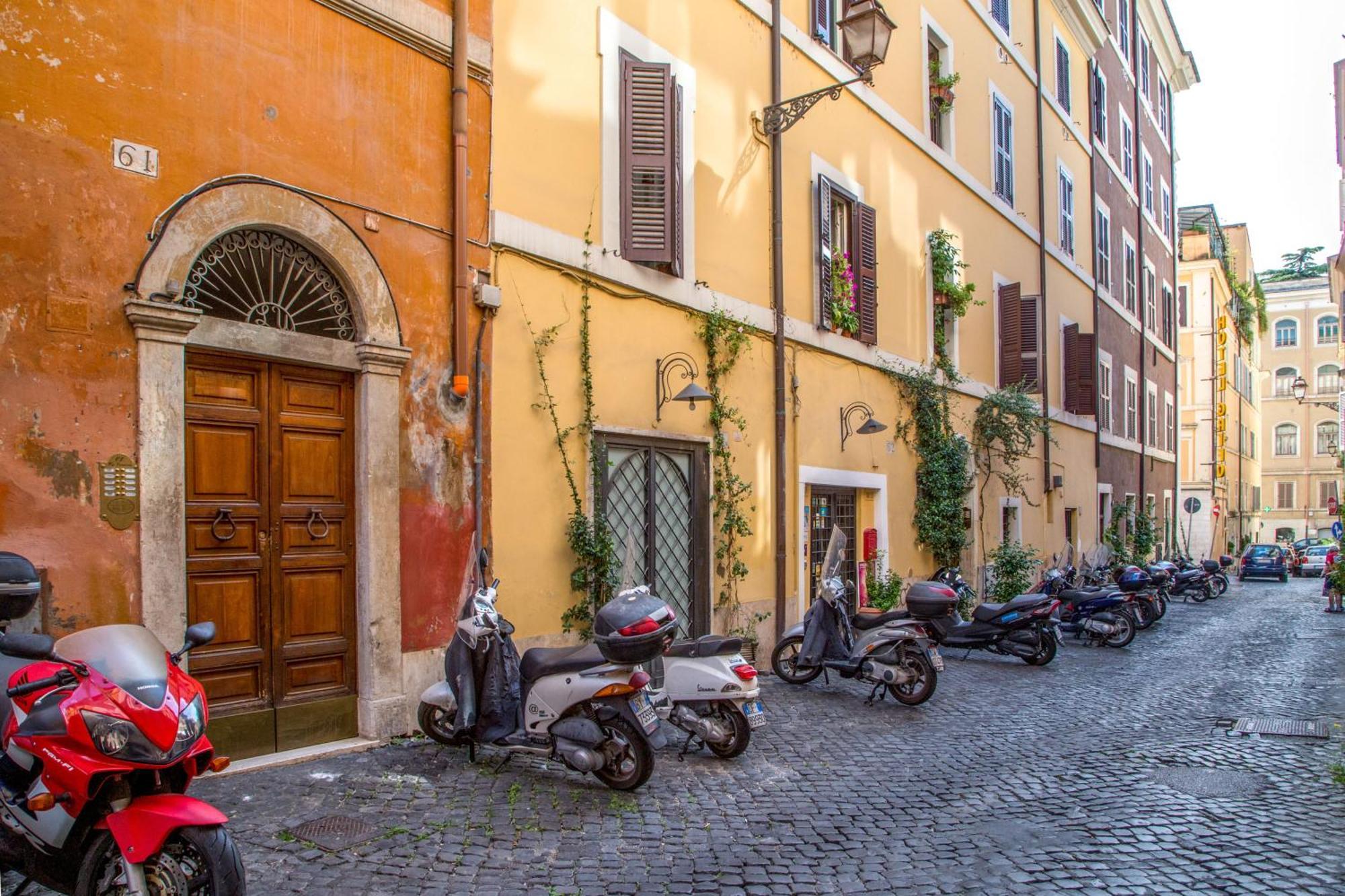 Empire Loft In The Shadow Of Colosseum * Rome