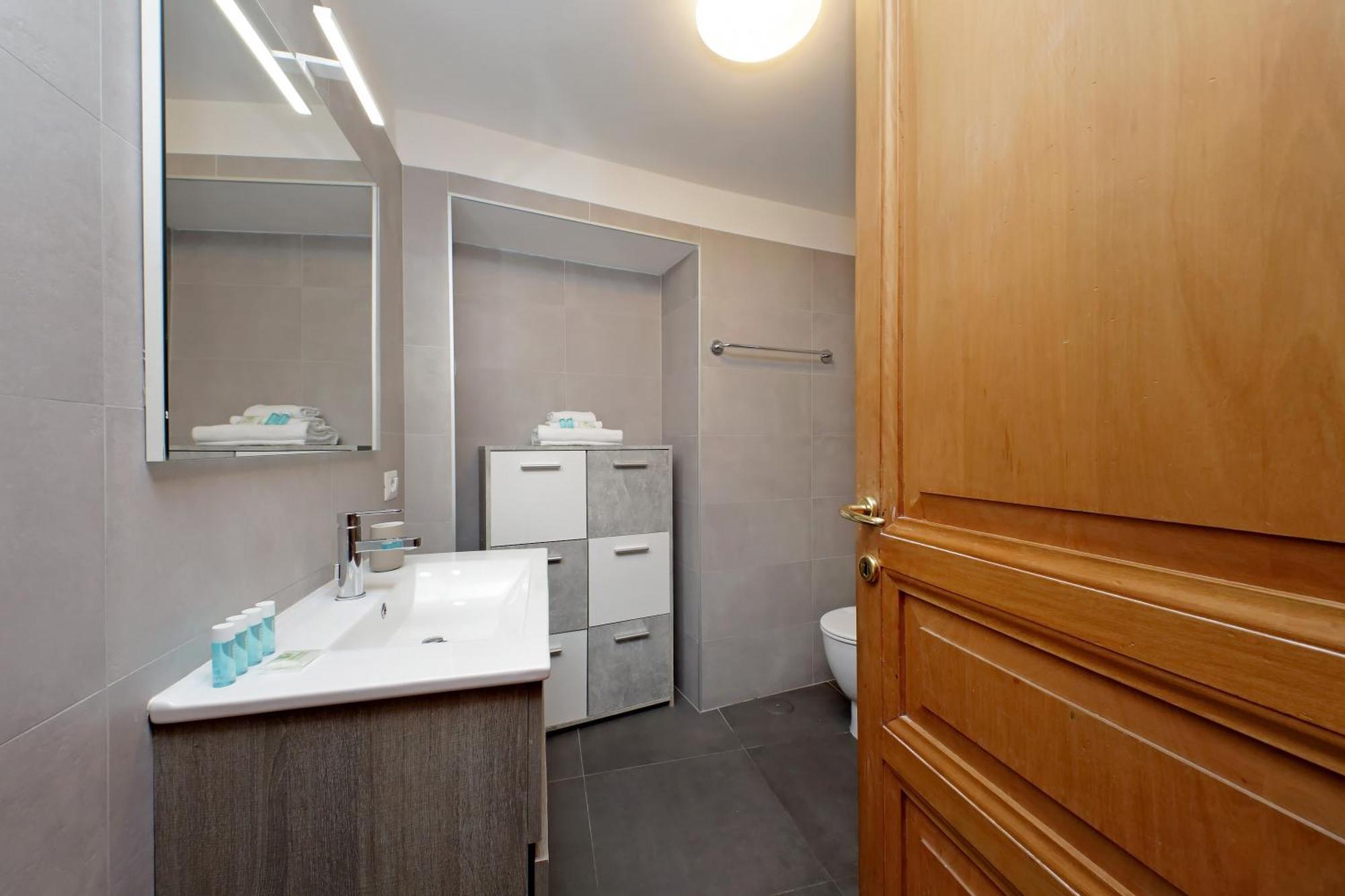 Luxury In The Ghetto's Heart Apartment Rome