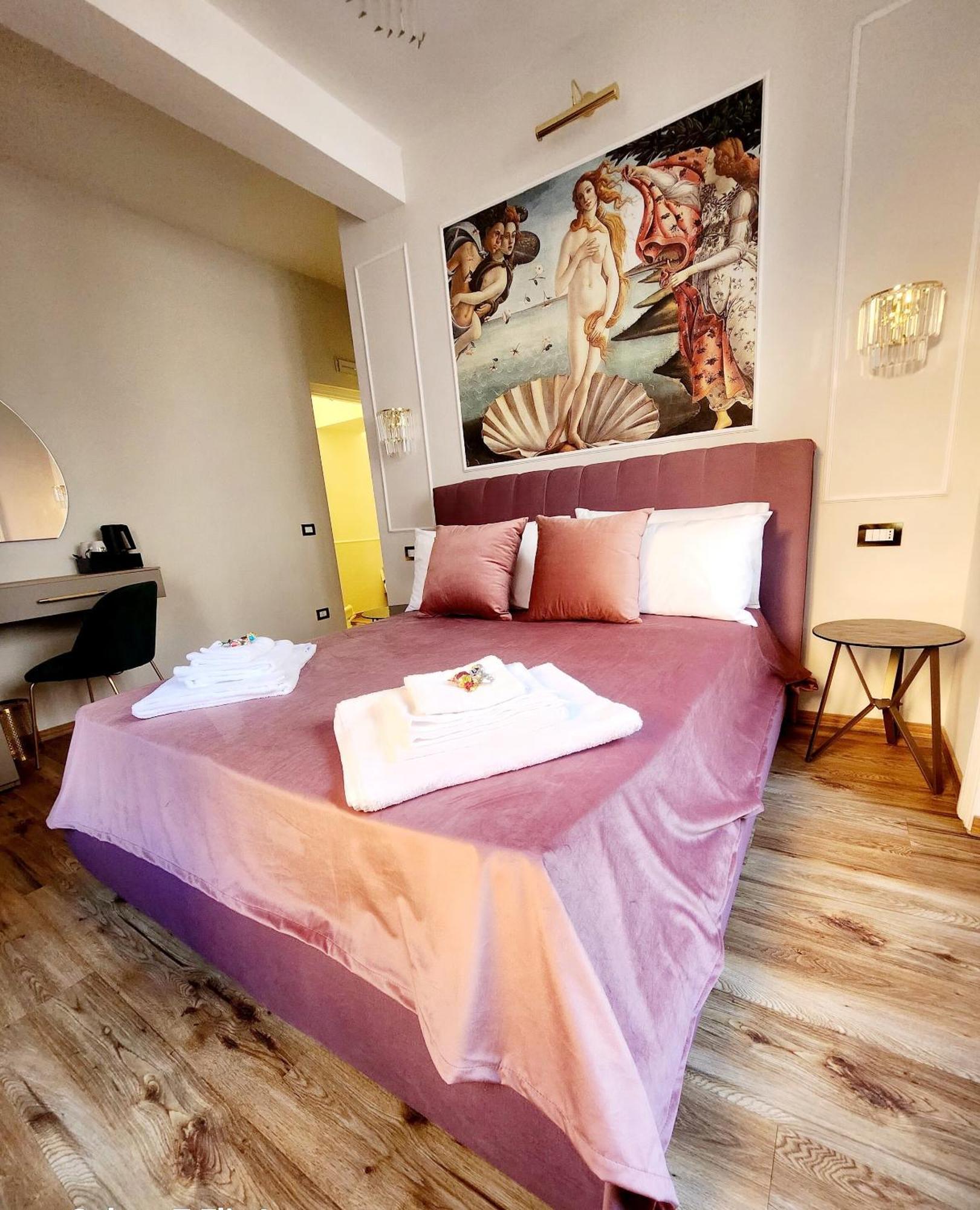 Golden Palace Luxury Guest house Rome