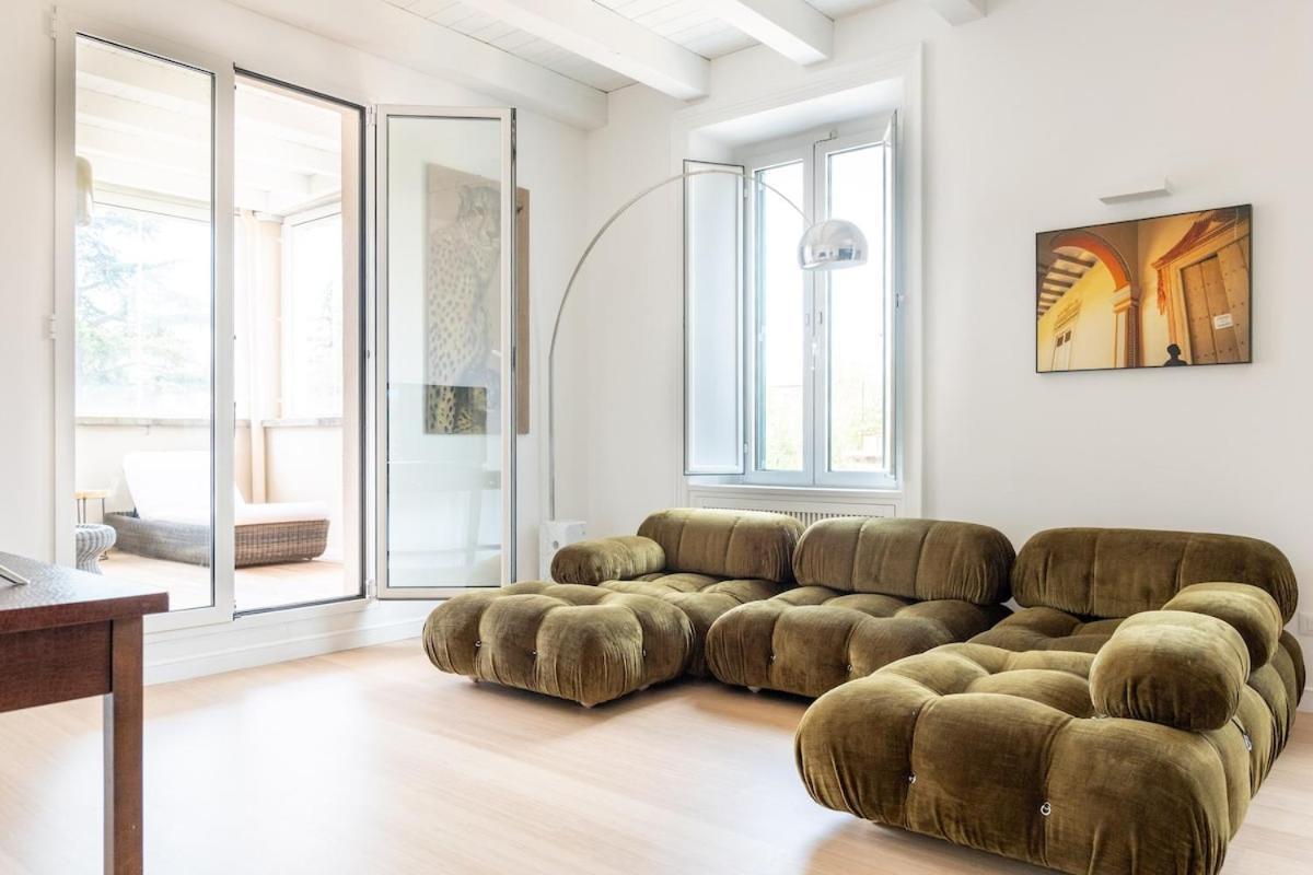 Luxurious With A Terrace Appartement *
