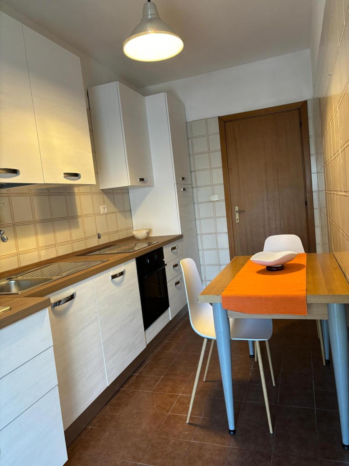 Spazioso Eur 120 Mq Con Palestra E Parcheggio Privati * Rome
