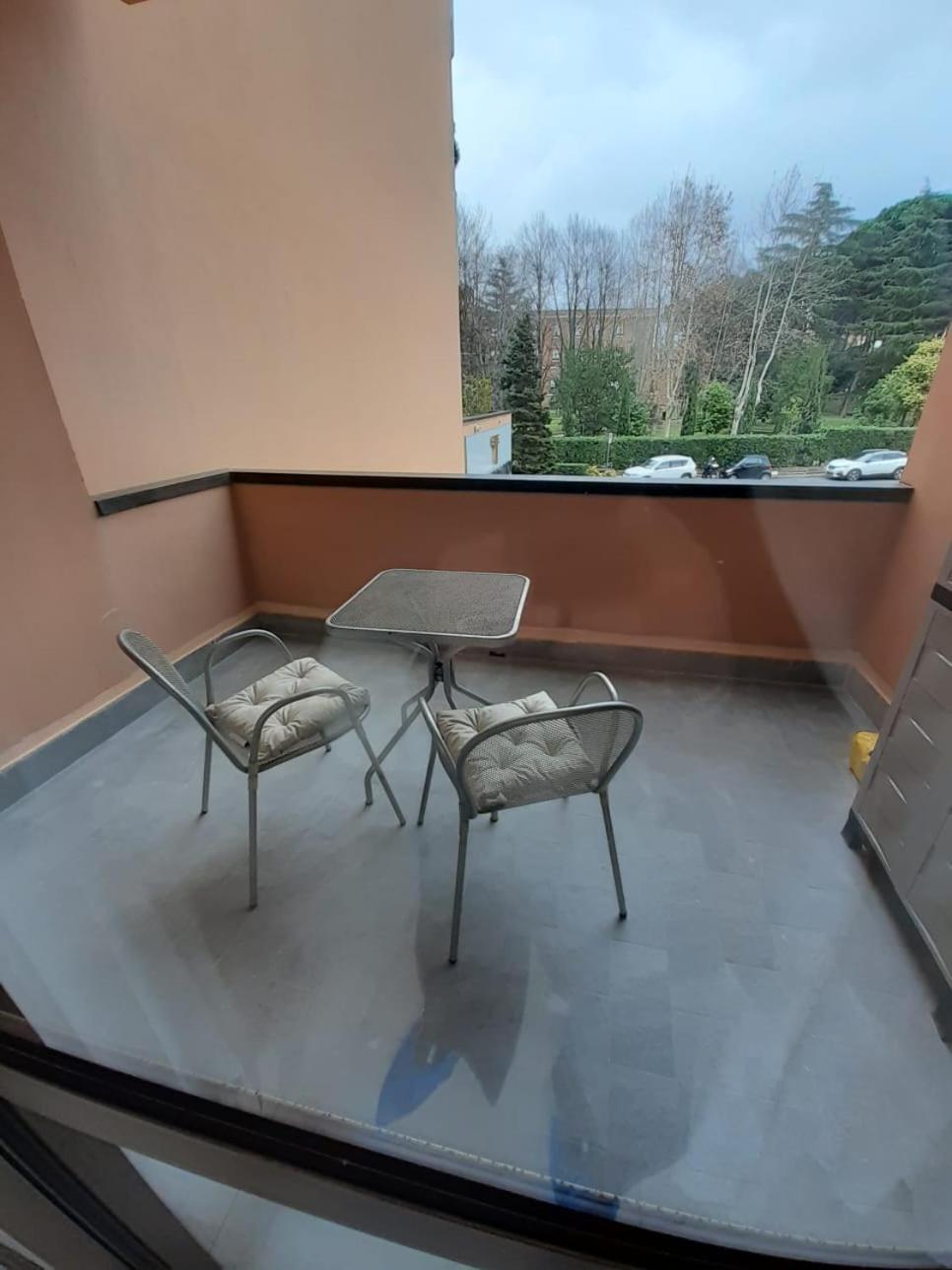 Monolocale Metro A Cornelia Apartment *