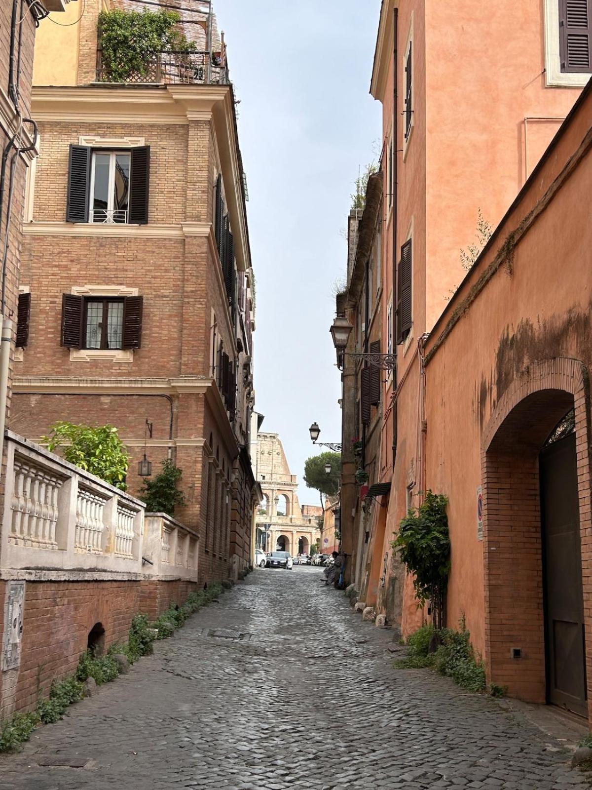 Colosseo Lovely