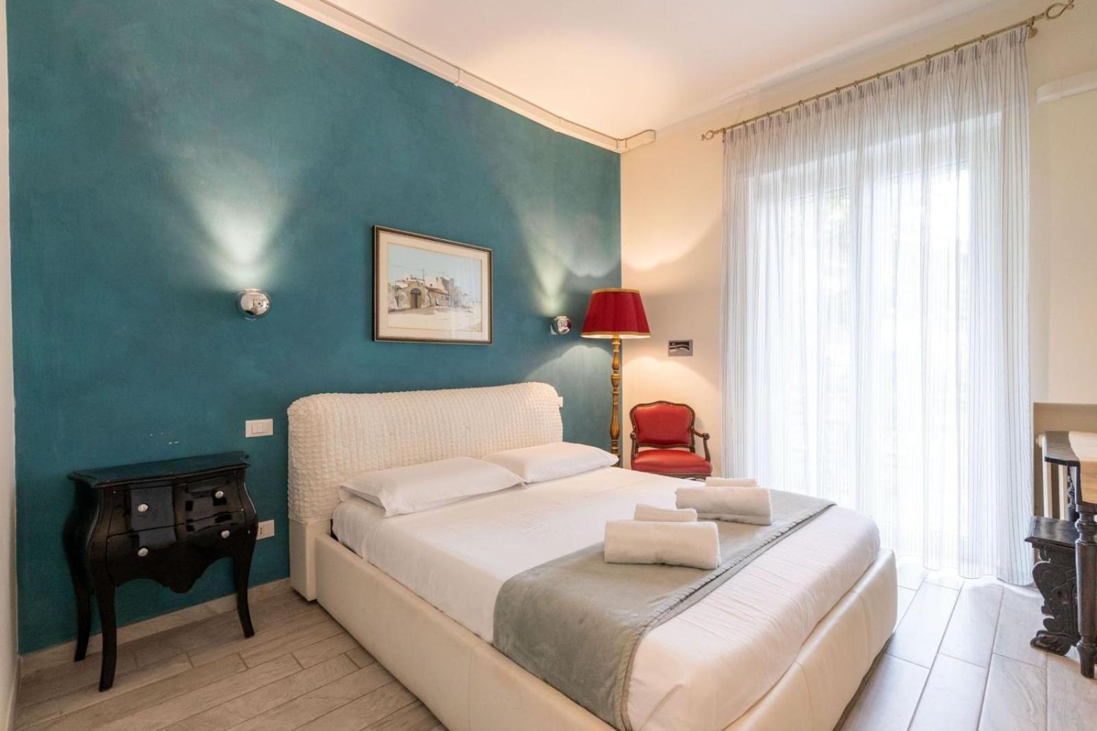 Vatican Historic Center -luxury Flat With Garden And Private Parking Rome