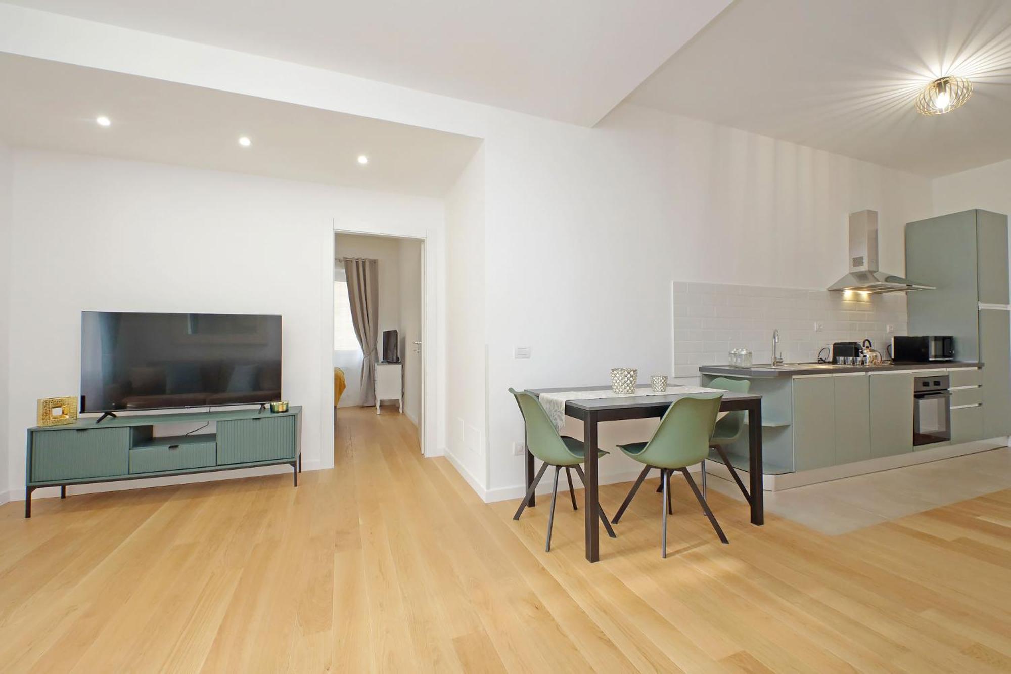 Apartment Graceful Near St Peter Metro 100 Mt Rome