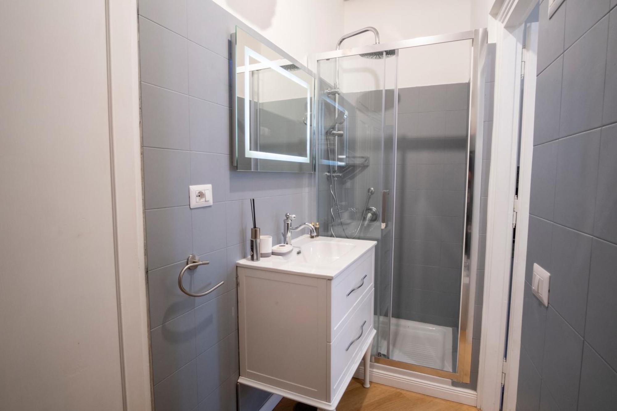 Elegantis Trevi - Just 50m From Trevi Fountain Apartment *