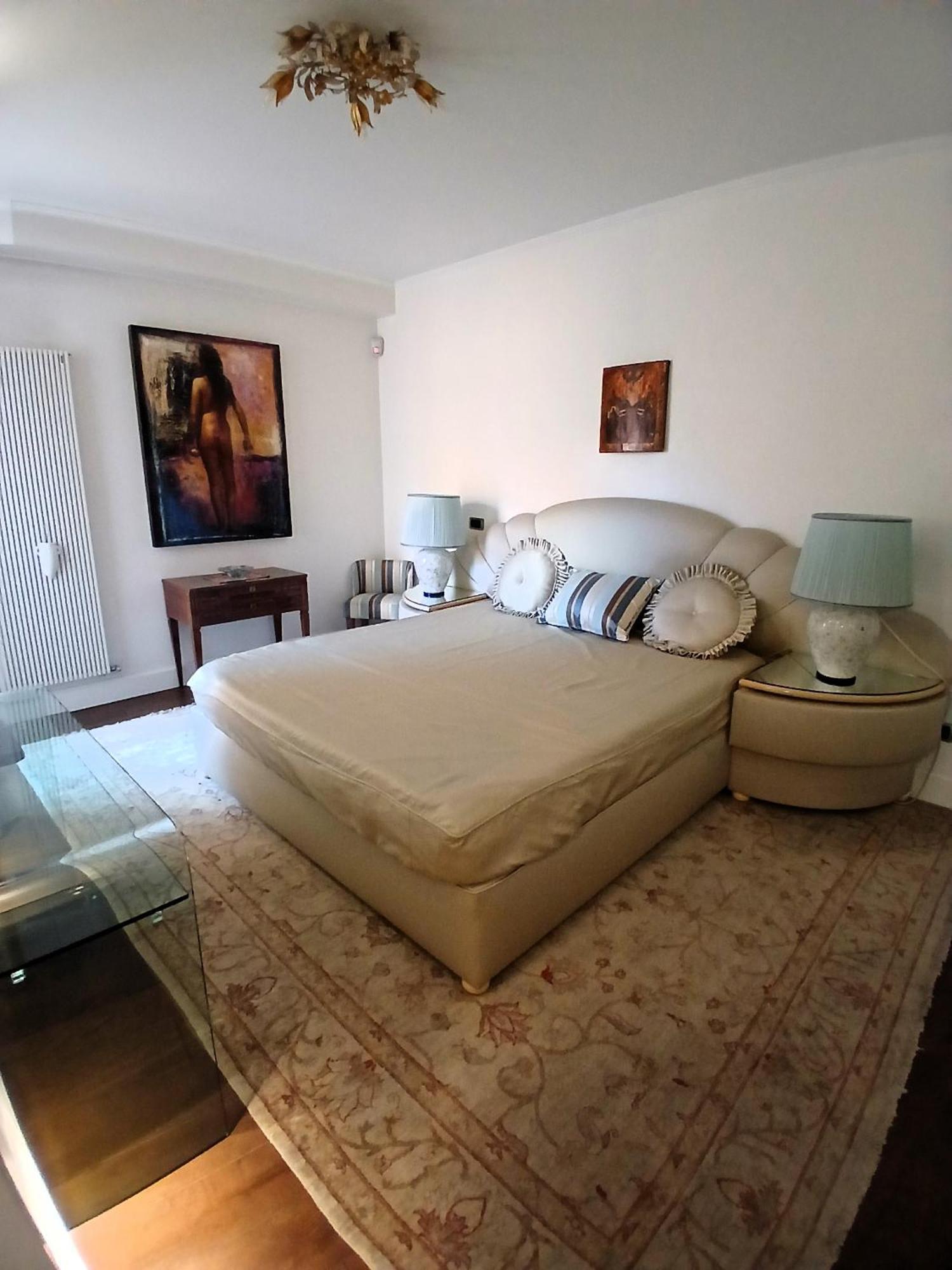 Realty Company Piazza Venezia Apartment