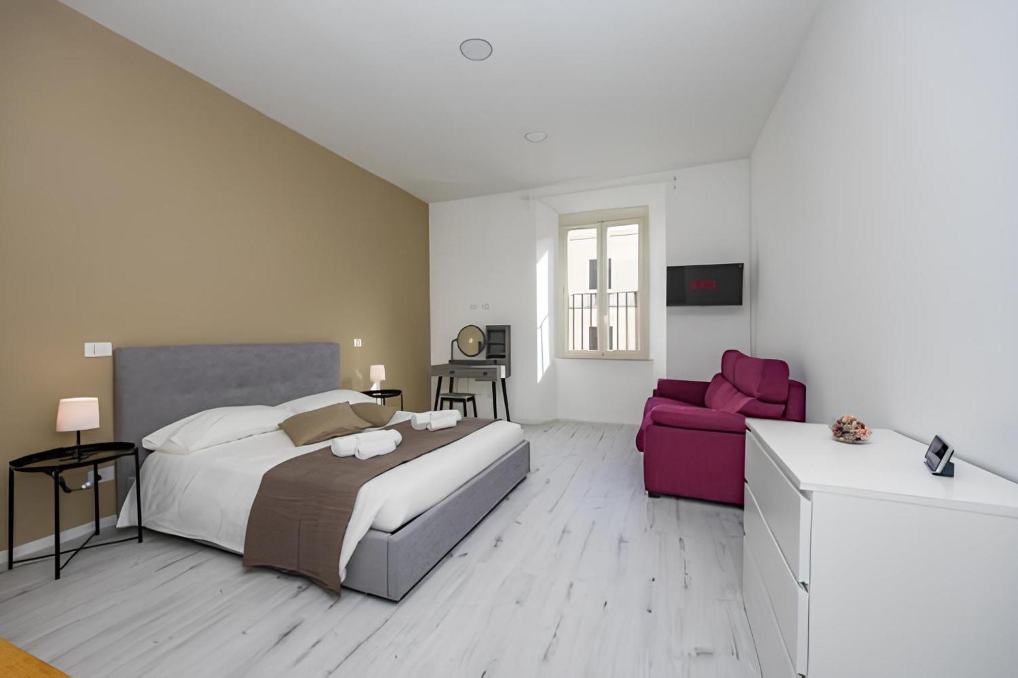 Apartment 1 Minuto Da San Pietro - Nicole House