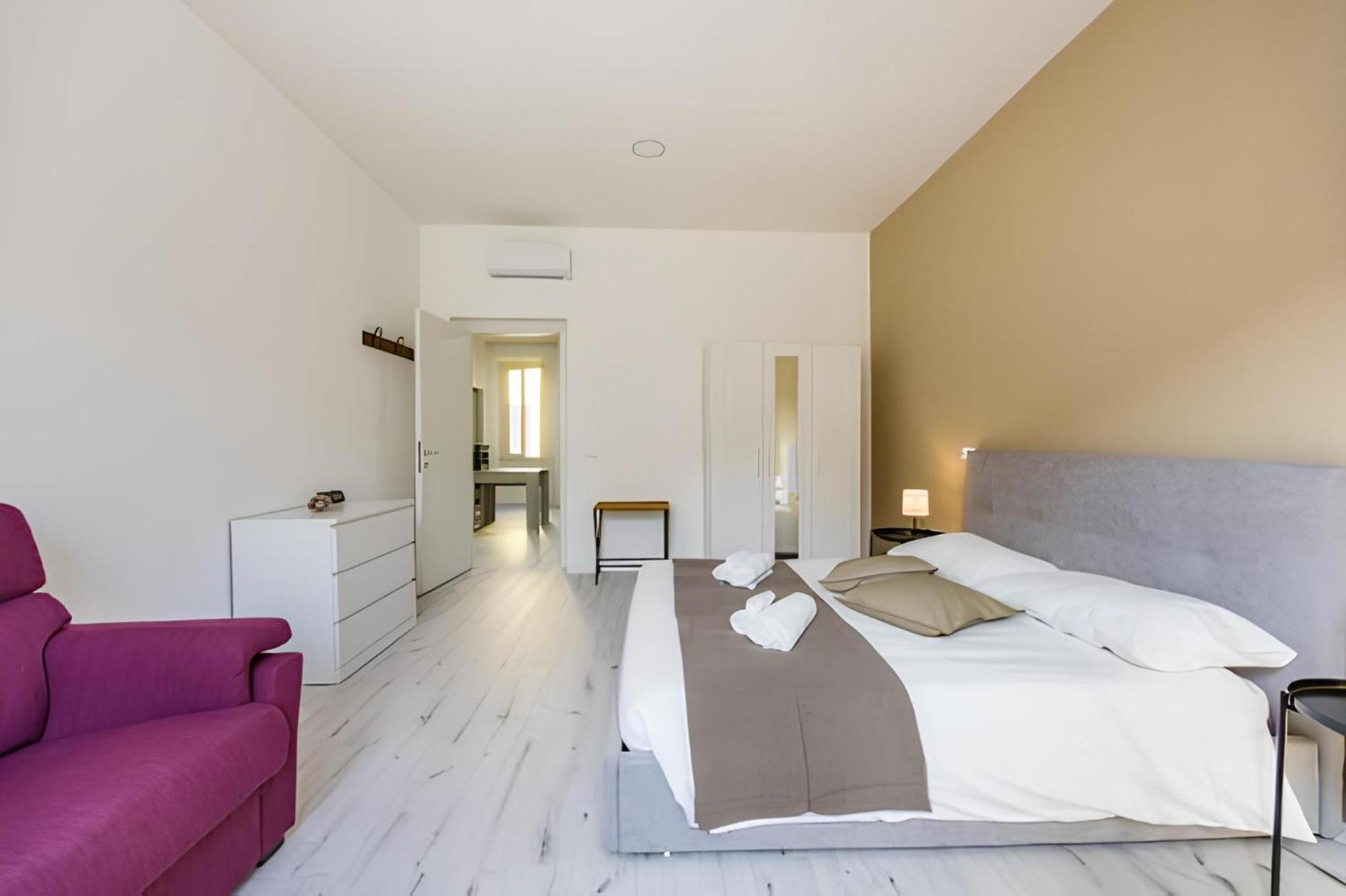 1 Minuto Da San Pietro - Nicole House *