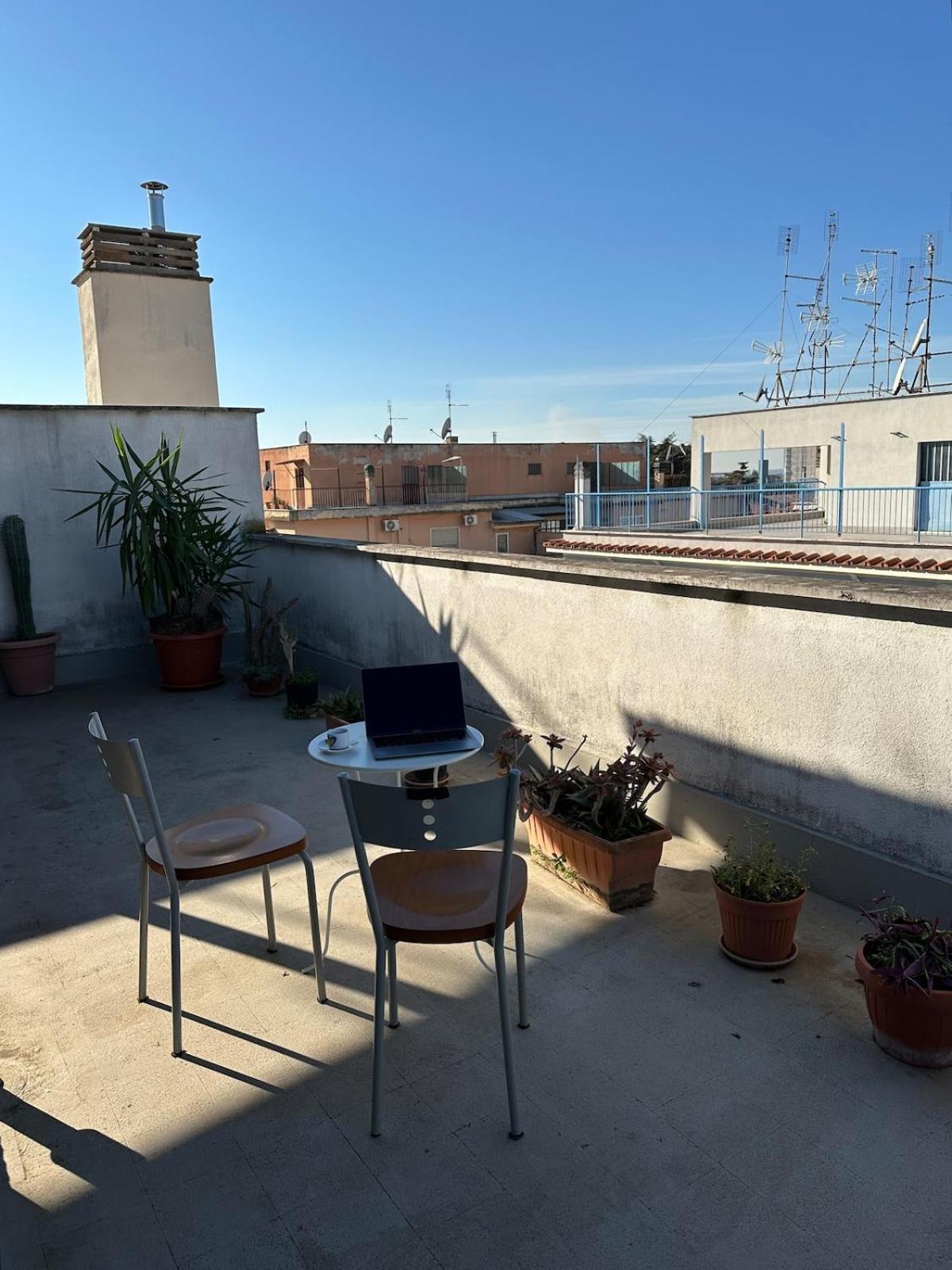 Apartment Grazioso Attico Vicino Al Parco Degli Acquedotti
