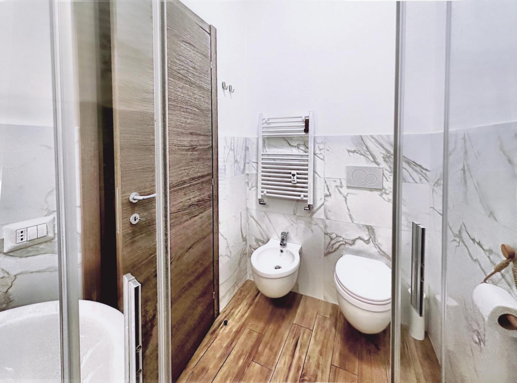 Intero Nel Cuore Di // Metro A~b~c Apartment *