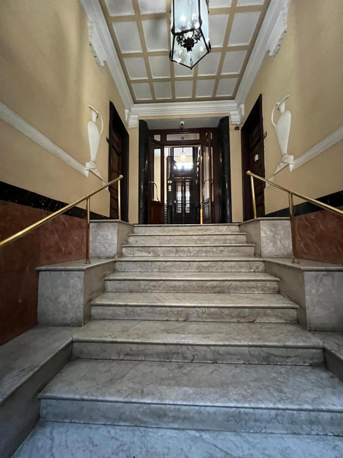 S.pietro Elvira's Retro * Roma