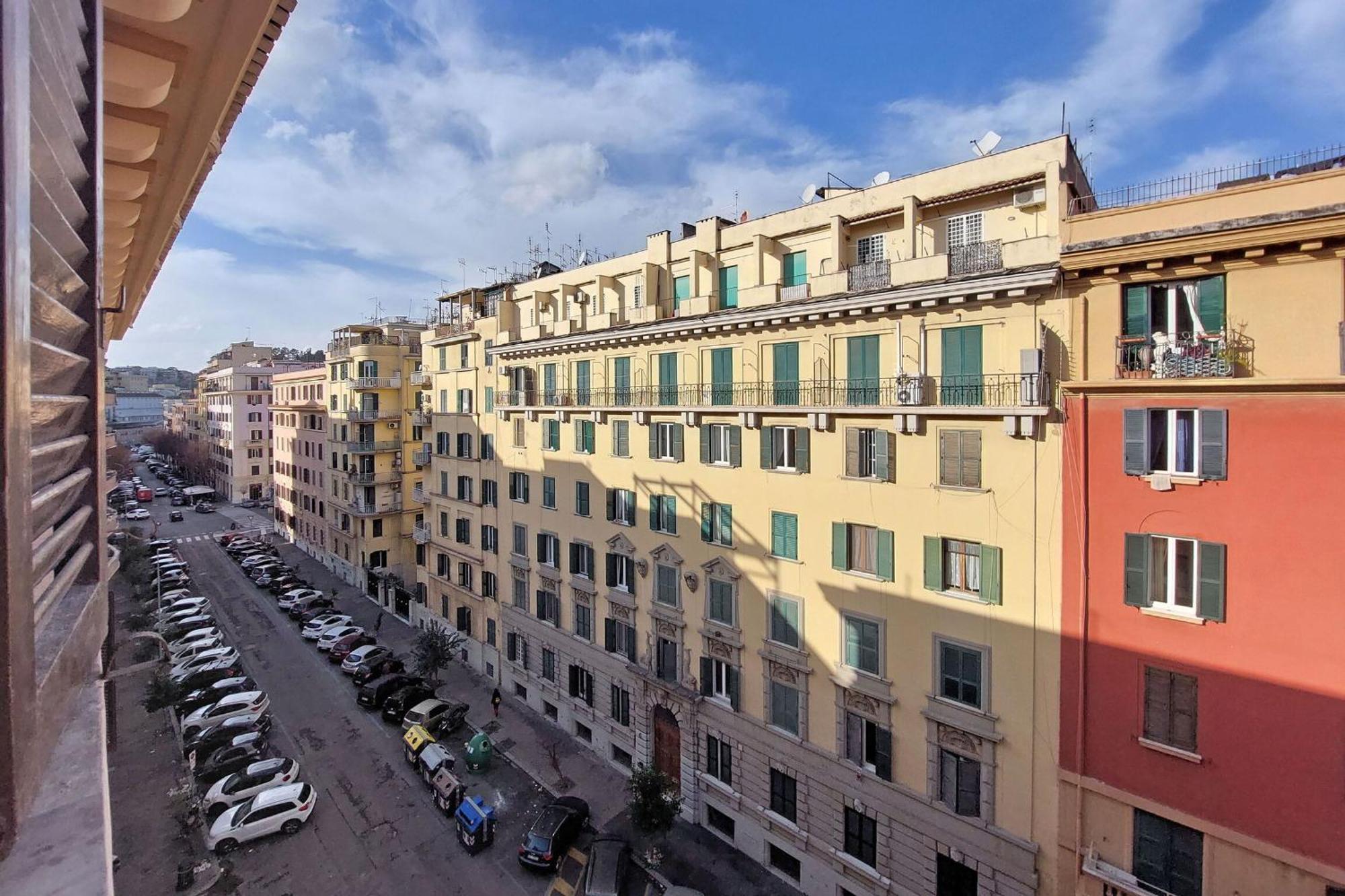 New Comfortable 2 Bedroom Della Vittoria By Halldis Appartement *