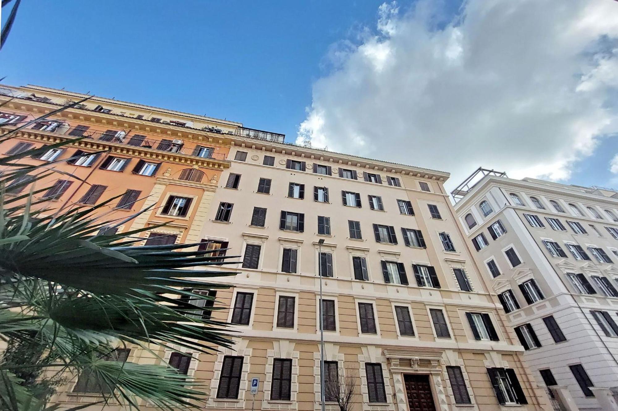 Appartement New Comfortable 2 Bedroom Della Vittoria By Halldis