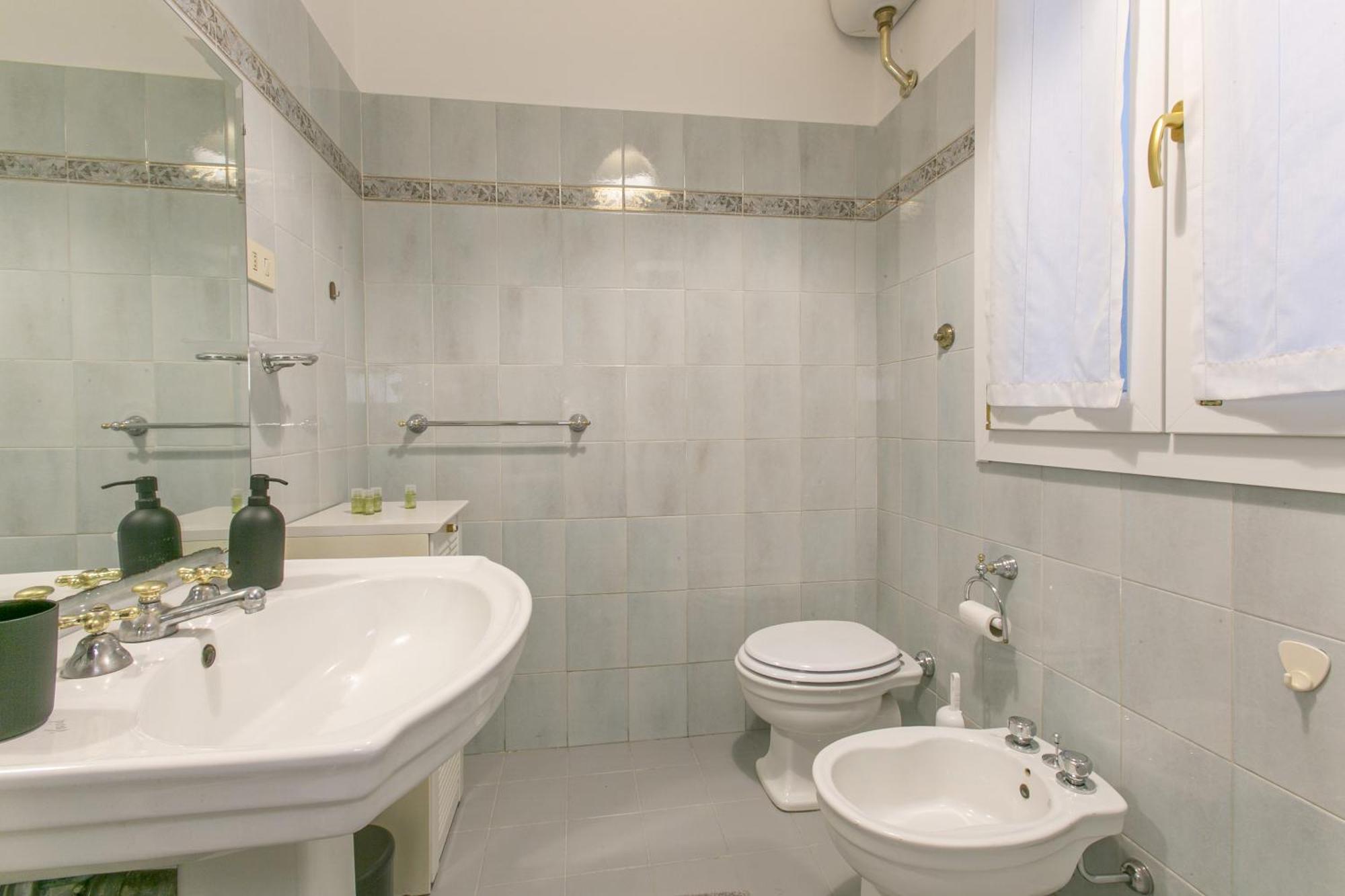 Modern 5 Minutes From Ponte Milvio Rome