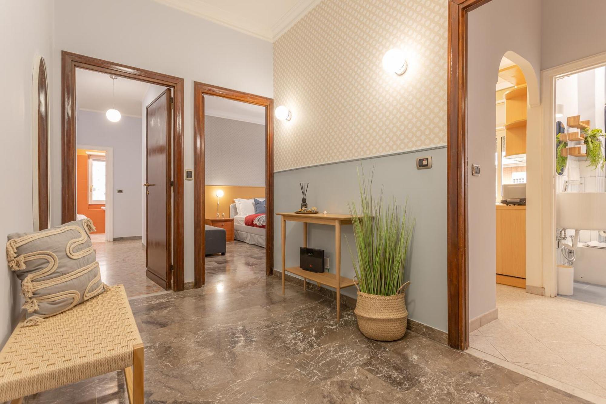 Aureum Apartment *