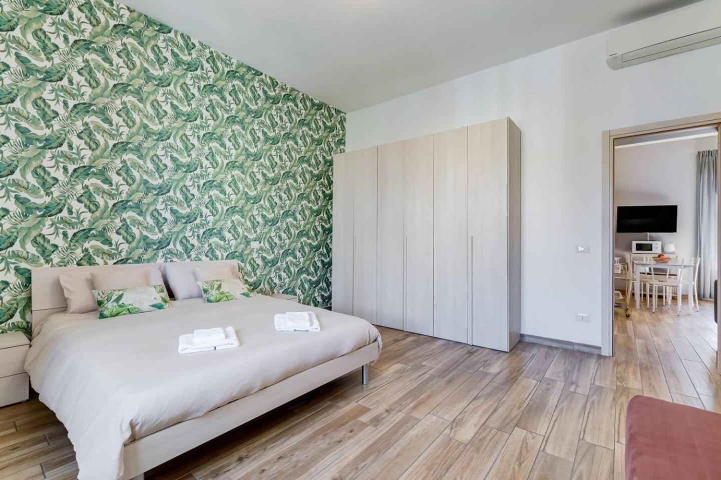 Bright And Spacious 2bdr * Rome
