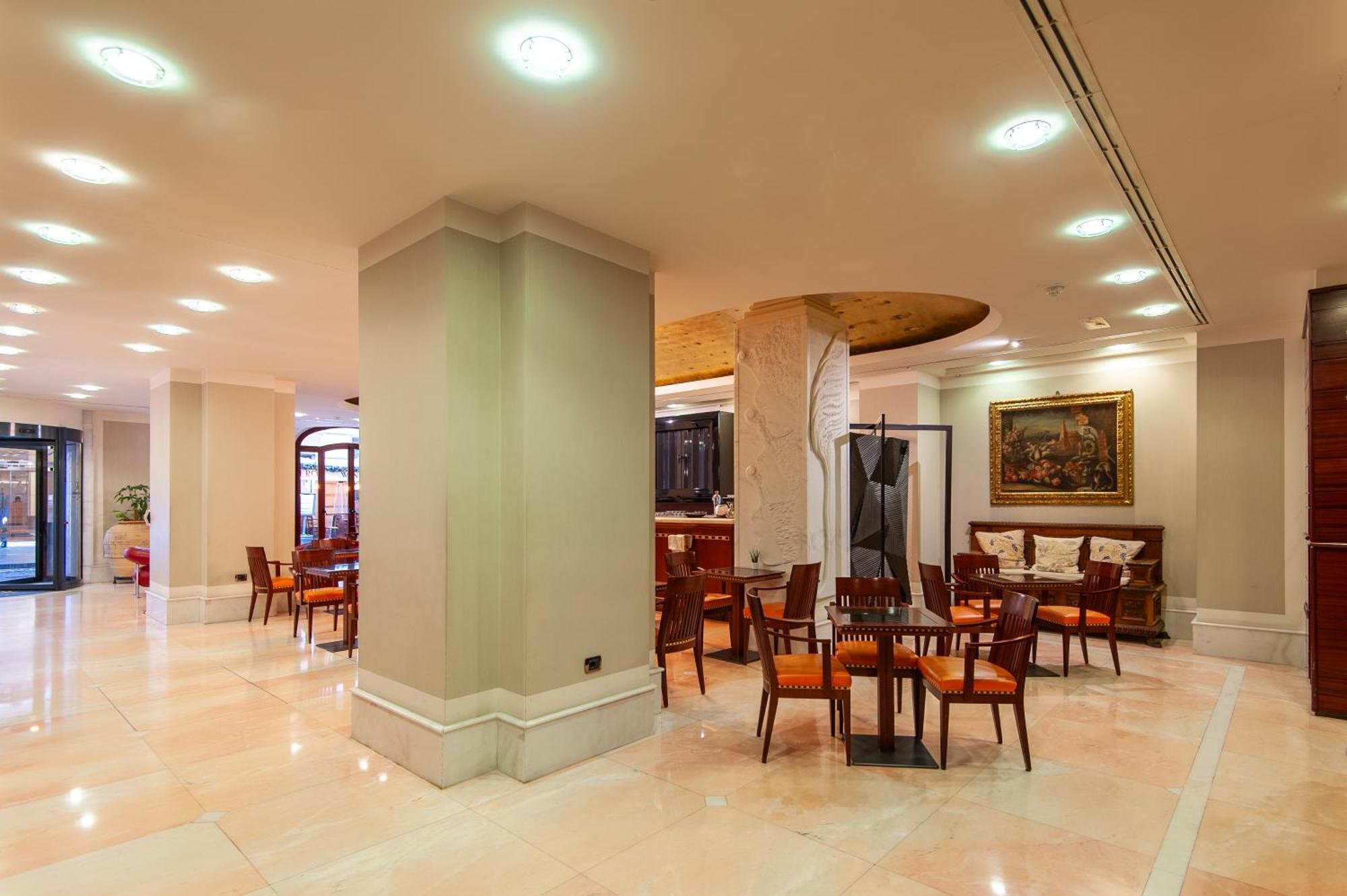 Delle Nazioni Hotel 4*
