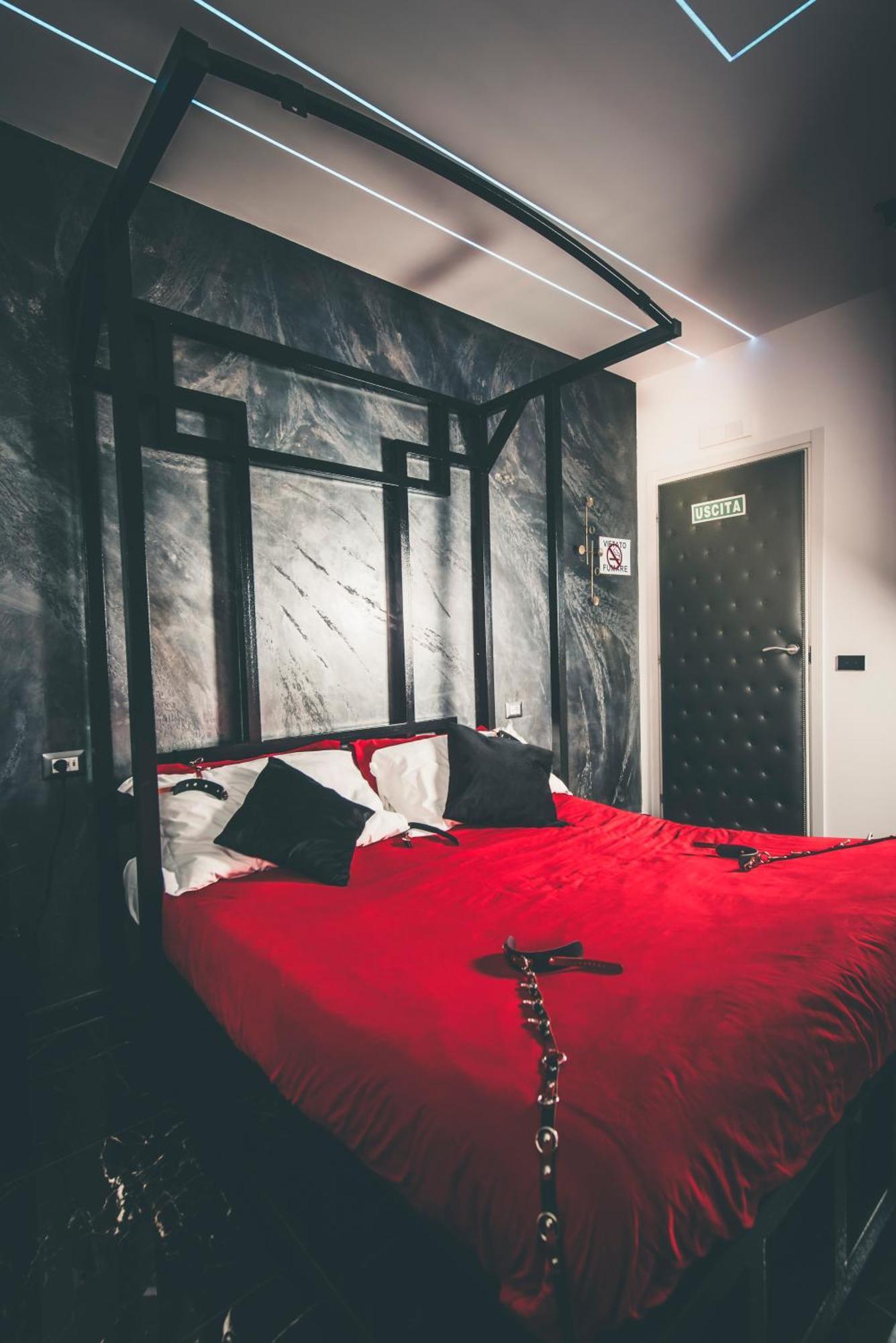 Luxury Bdsm Rome