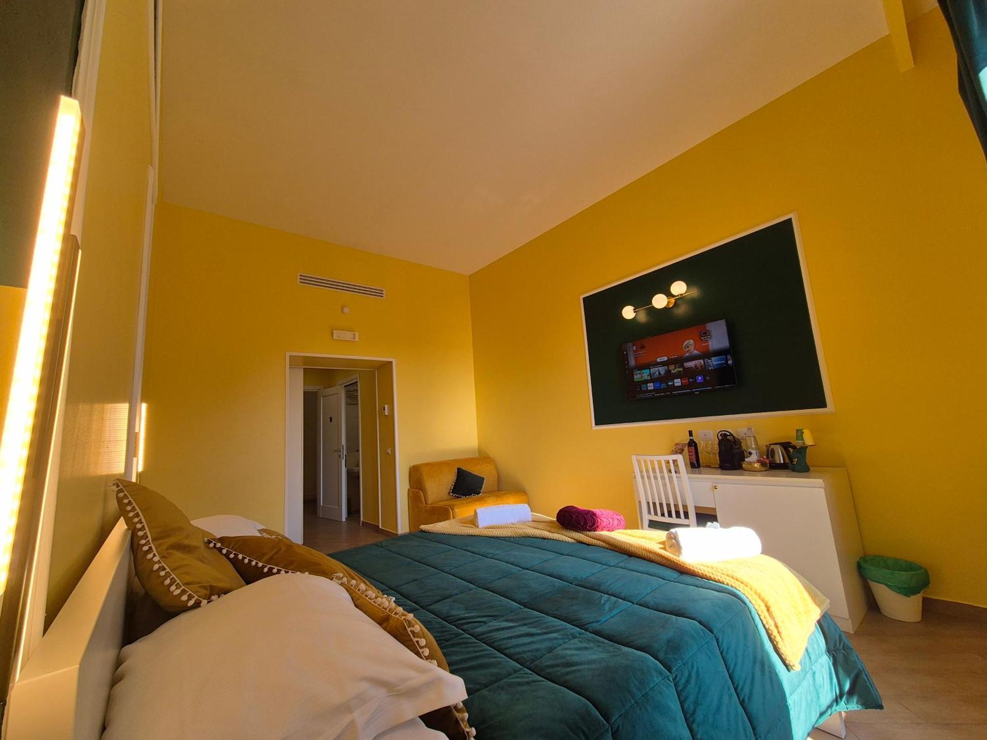 Residenze Serventi Longhi Guest house