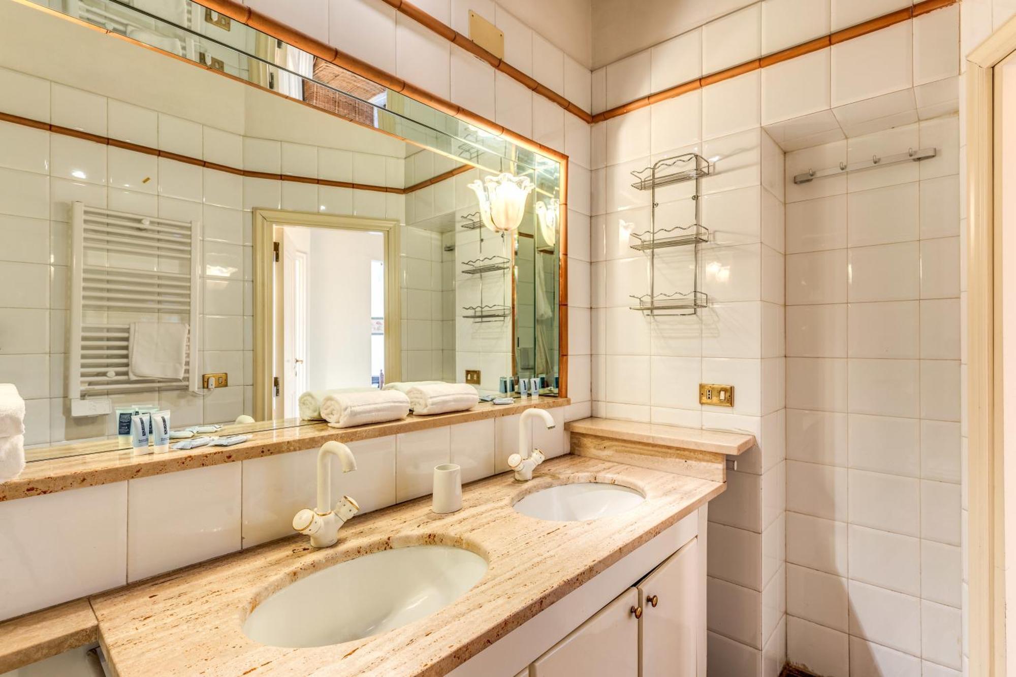 Appartement Flat With Lovely Views Near Piazza Navona Rome