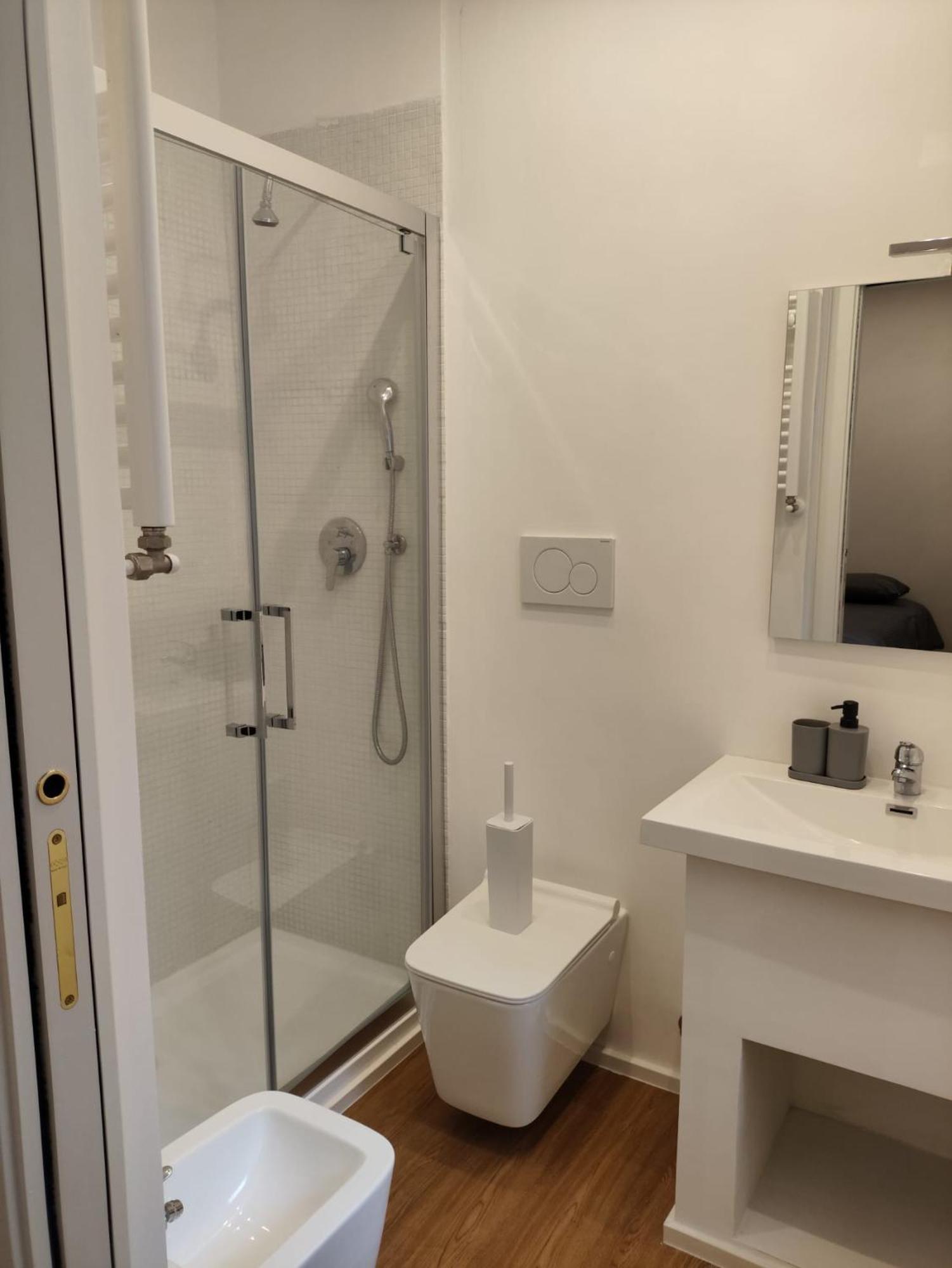 Nomentana Terrace Park Apartment