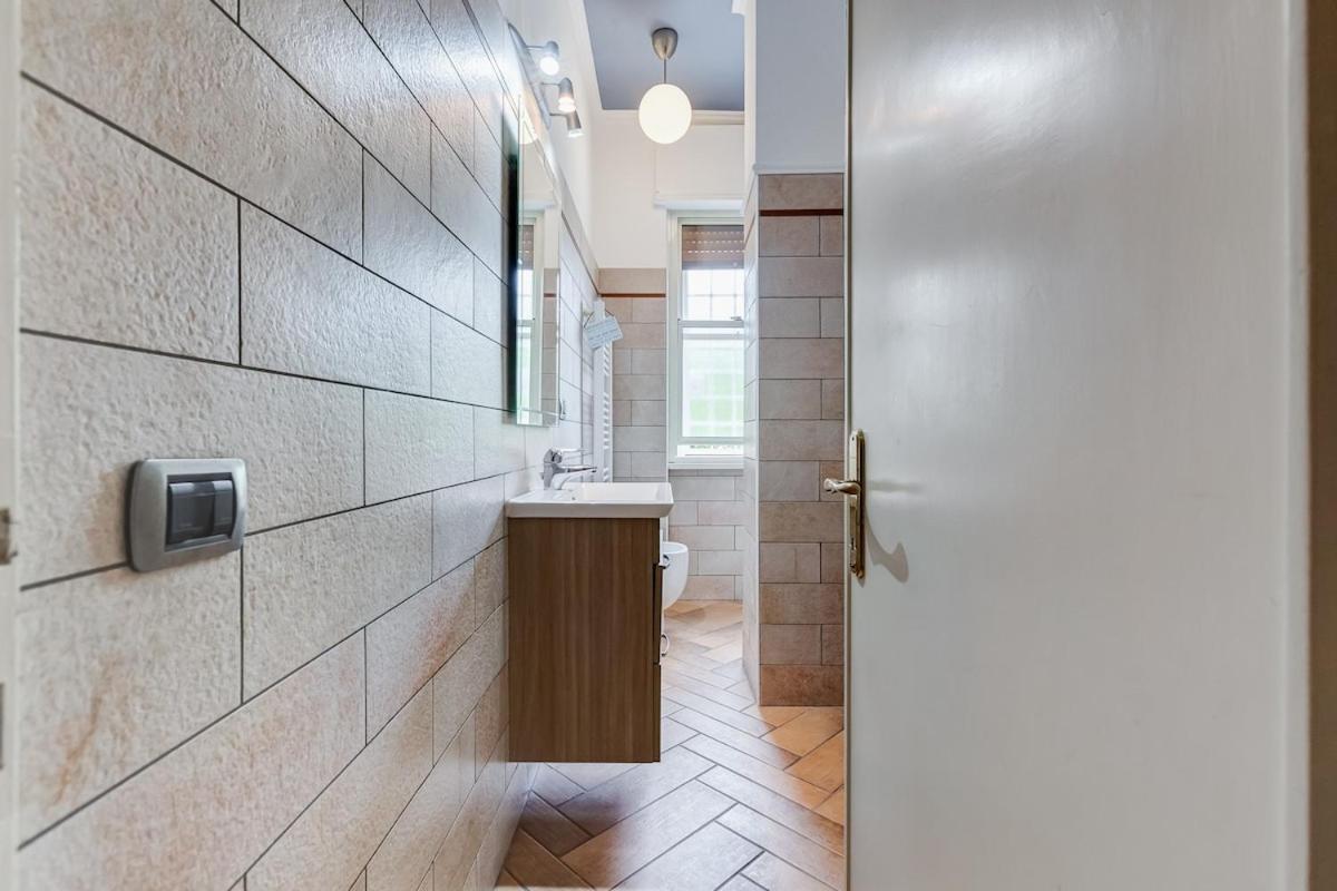 Ferravilla Apt, 2 Min To Subway! Apartment *