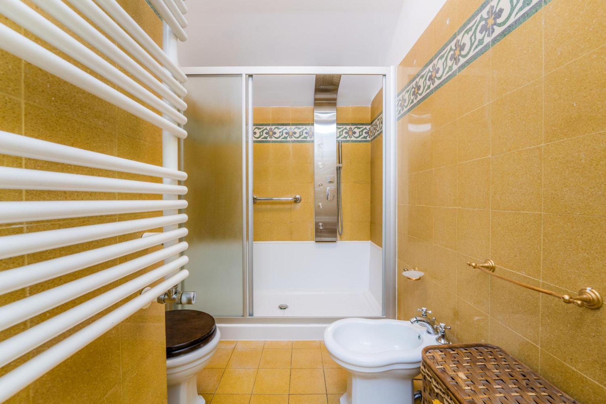 The British Corner, Cozy Loft With Garden 10 Min From Center Appartement