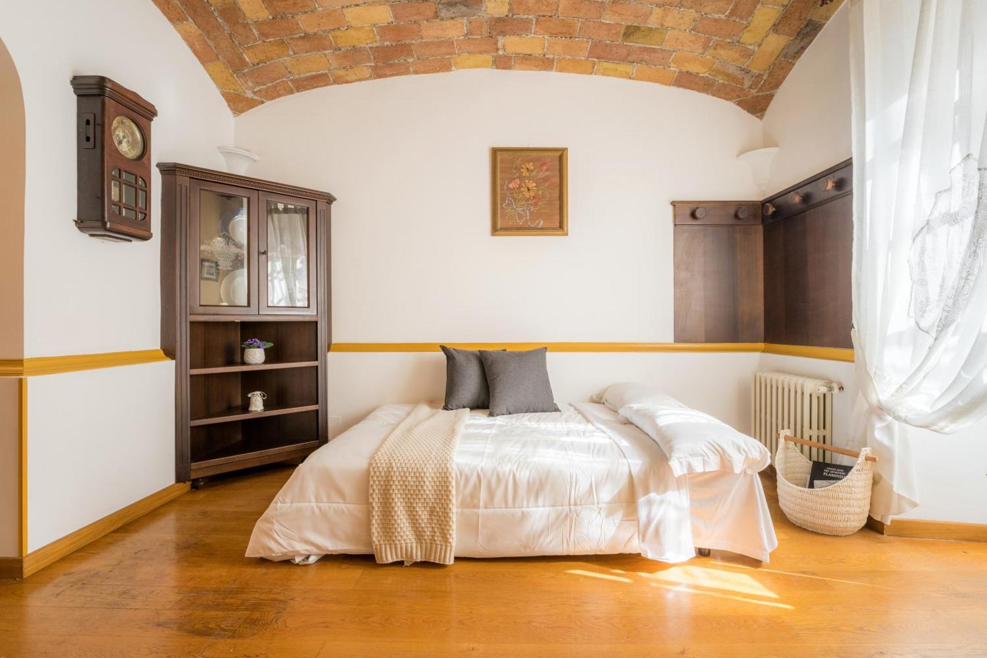 Appartement The British Corner, Cozy Loft With Garden 10 Min From Center